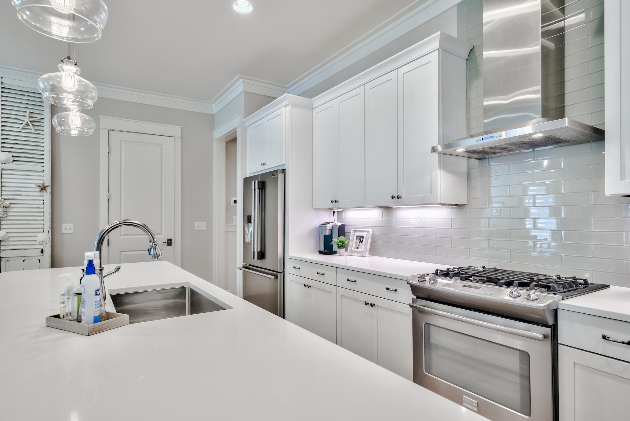 CRYSTAL LAKE PHASE I - Residential