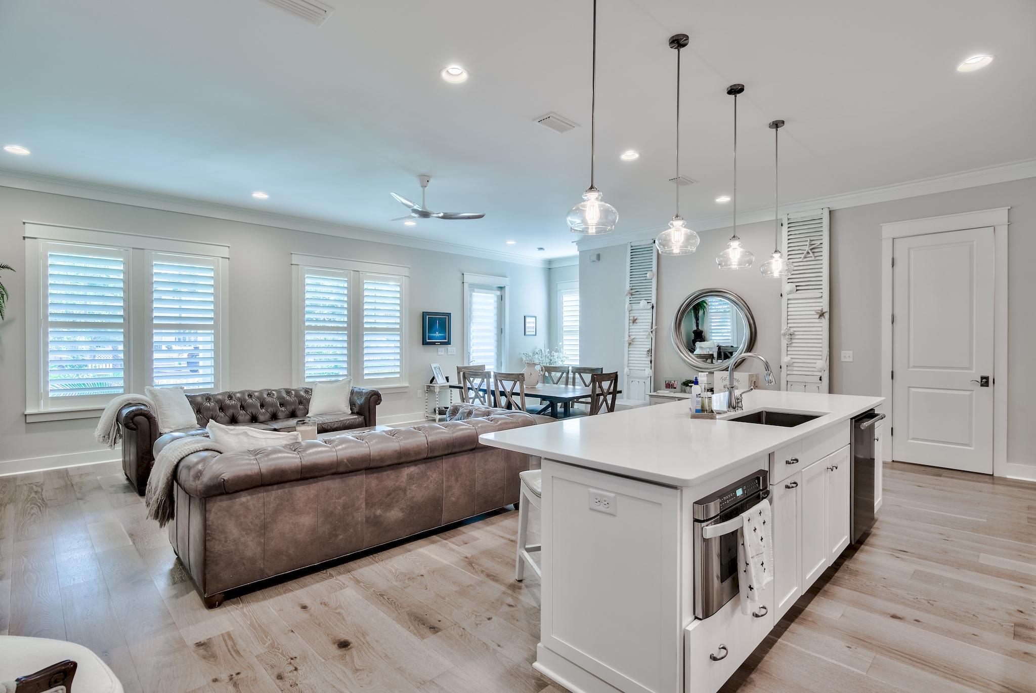 CRYSTAL LAKE PHASE I - Residential