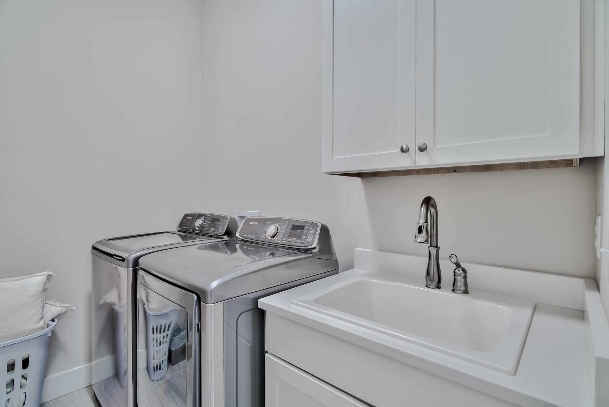 CRYSTAL LAKE PHASE I - Residential