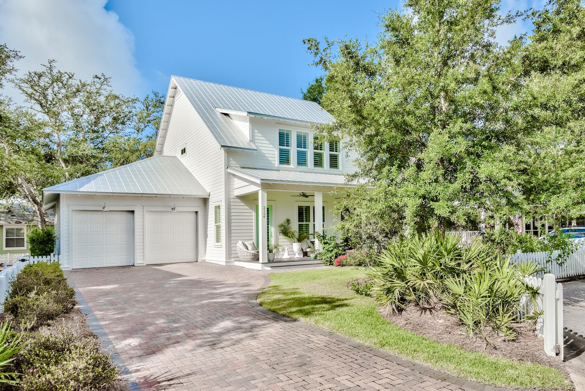 CRYSTAL LAKE PHASE I - Residential