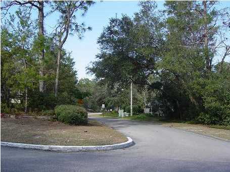 Excellent Golf Course Lot in the Center of Niceville .. Offers great views across two Fairways .. Very High in Elevation 60' .. Many fine Custom homes in this Neighborhood .. A perfect Lot for your new Home ..