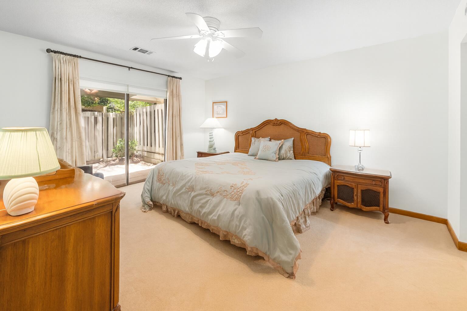 ROYAL OAK VILLAGE III-B LOT 1002 - Residential