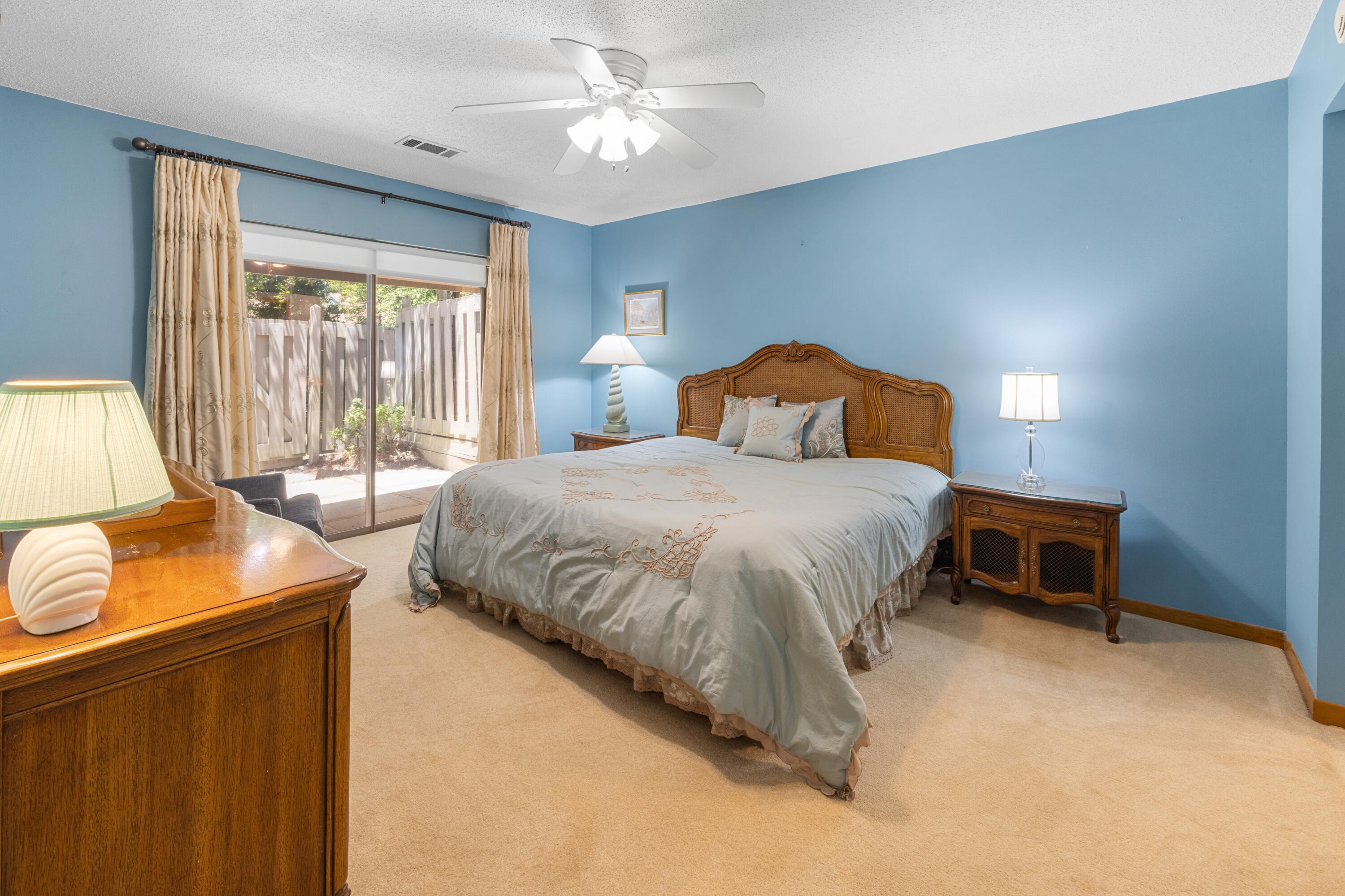 ROYAL OAK VILLAGE III-B LOT 1002 - Residential