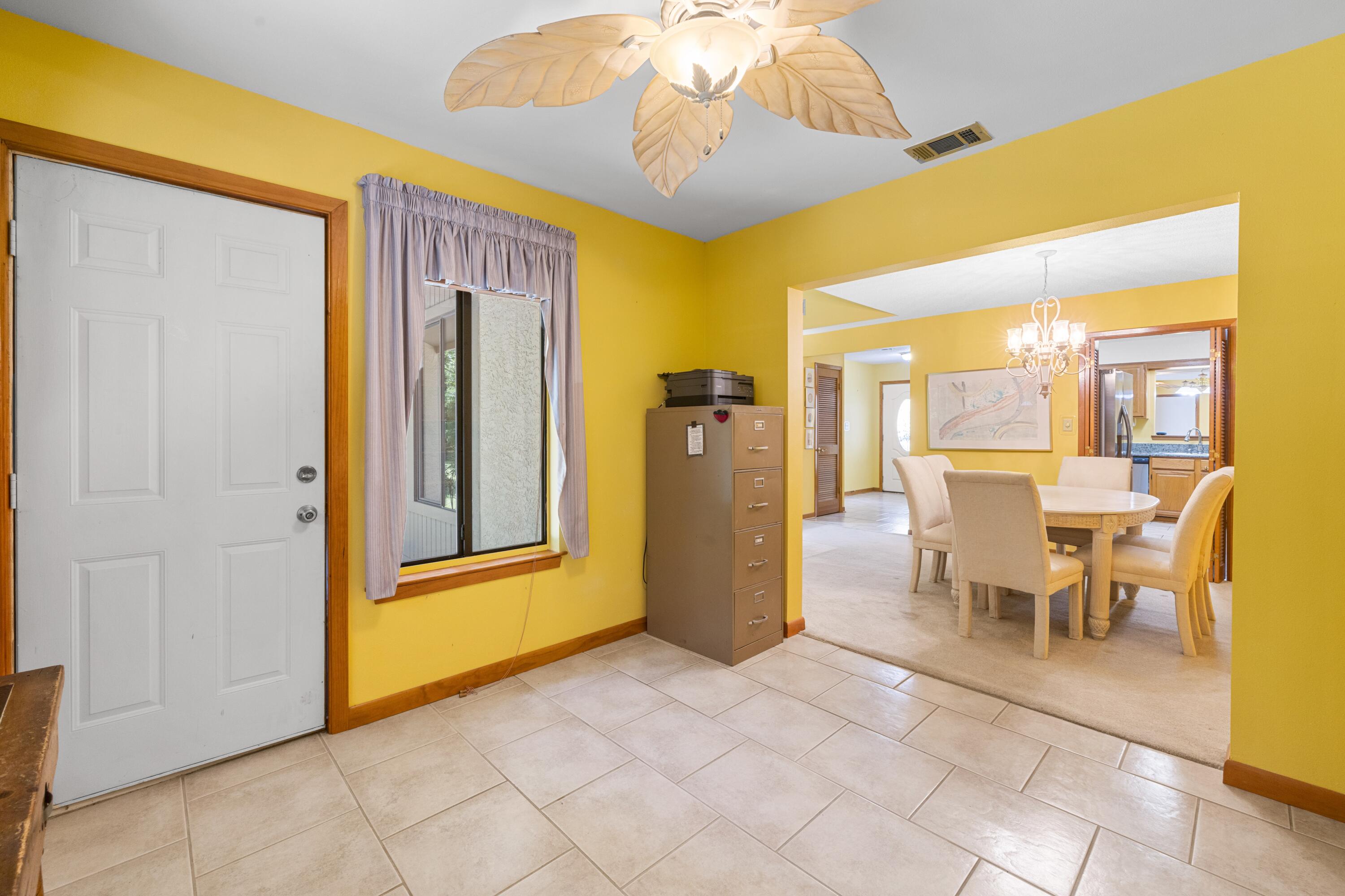ROYAL OAK VILLAGE III-B LOT 1002 - Residential