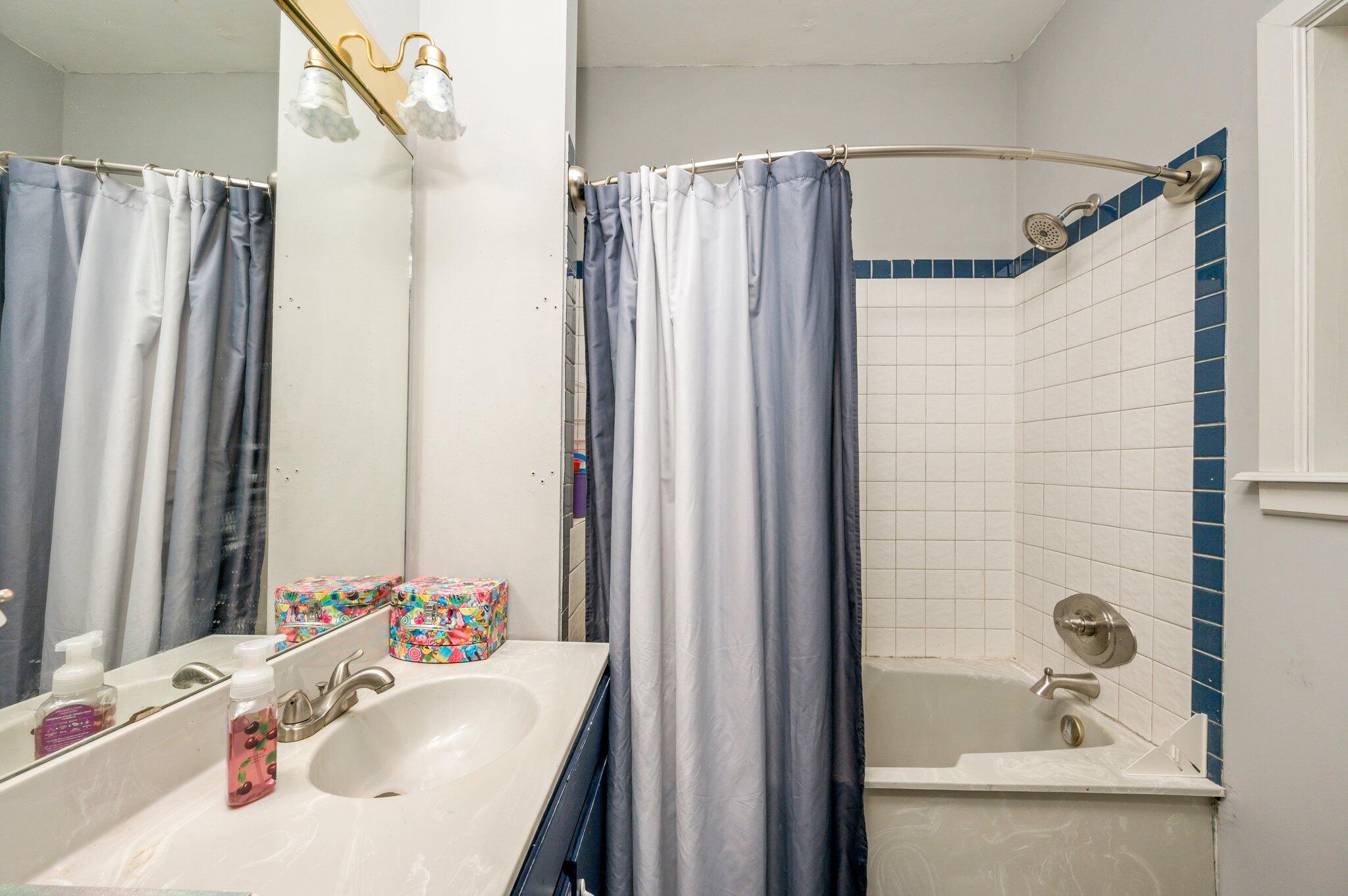 NONESUCH WAY - Residential Lease