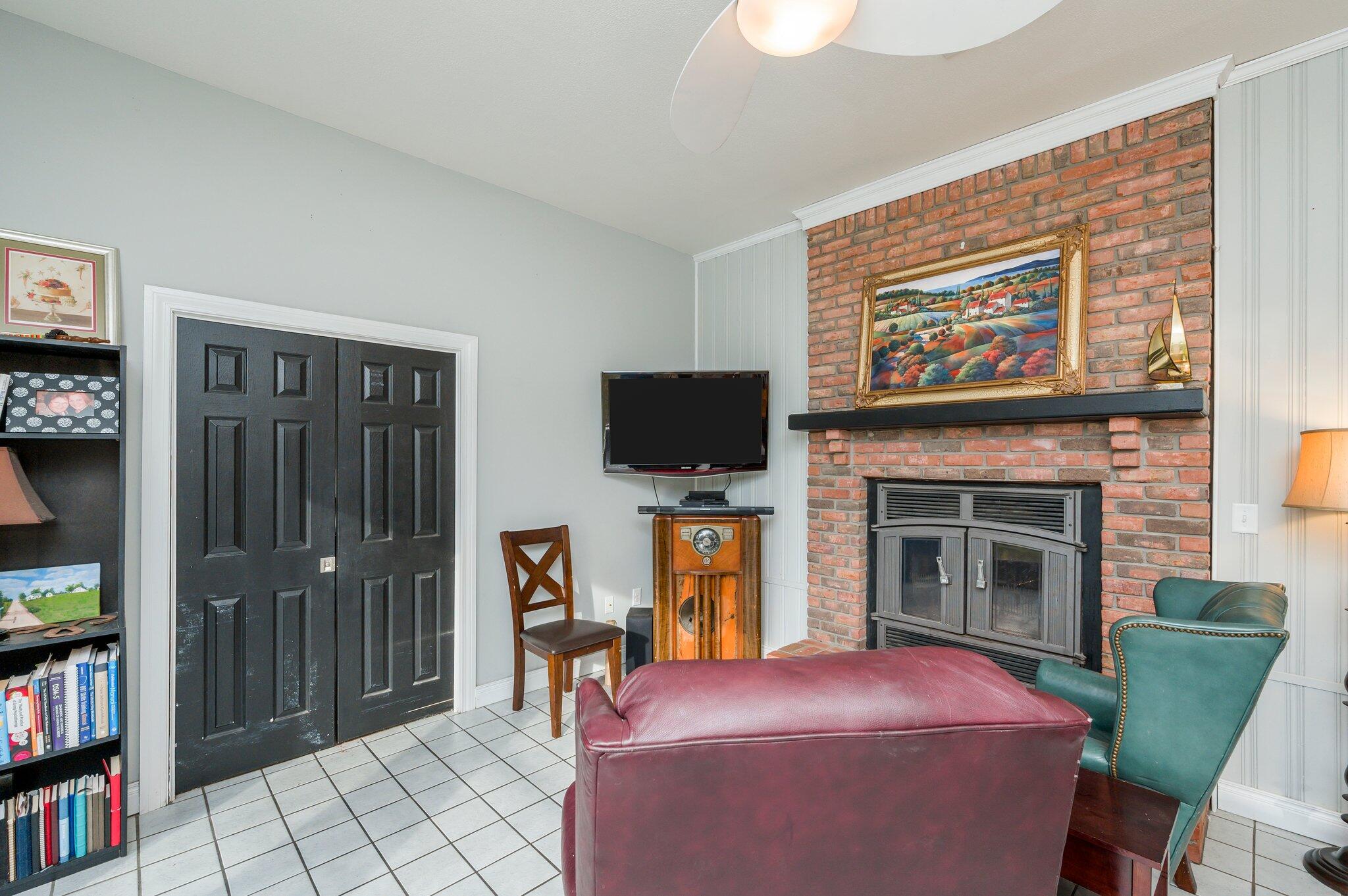 NONESUCH WAY - Residential Lease