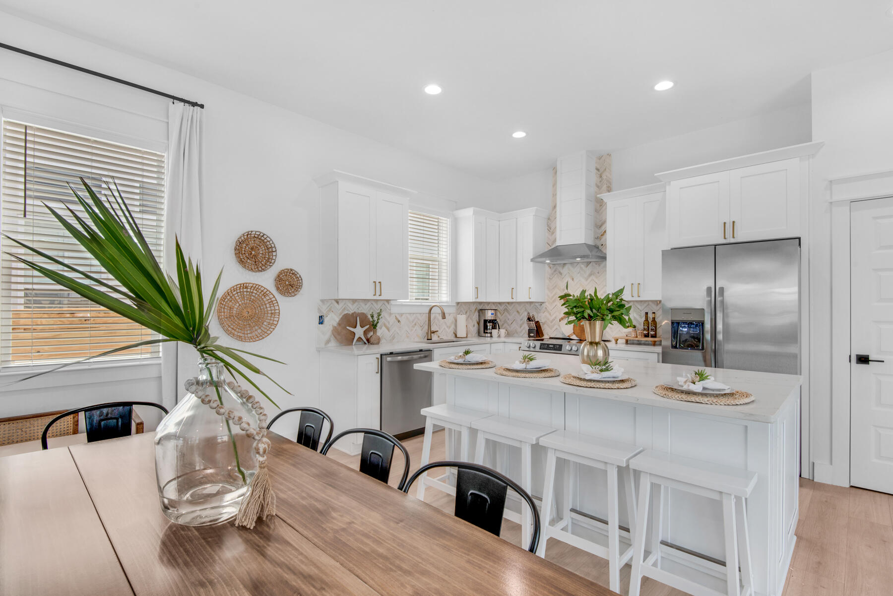 FRANGISTA BEACH 2ND ADDN - Residential