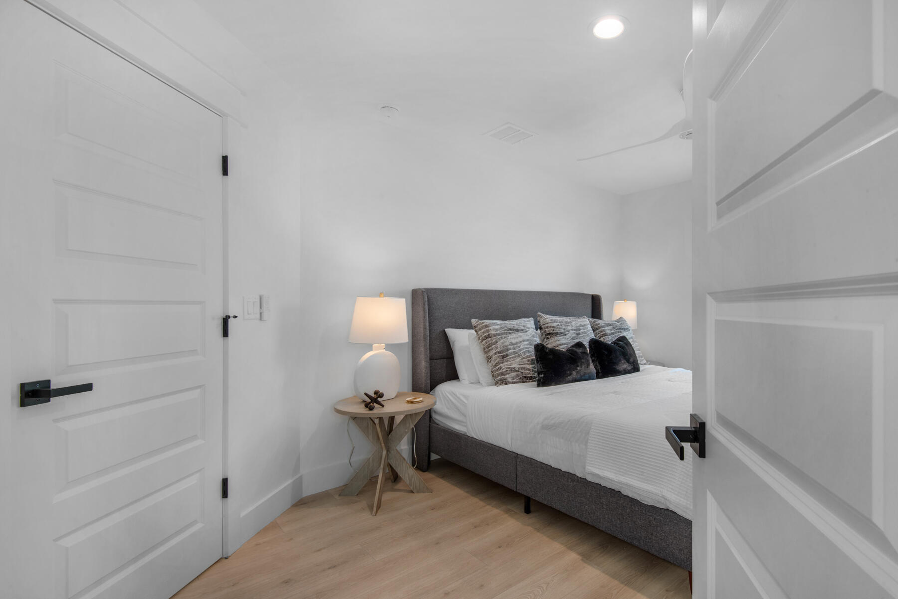 FRANGISTA BEACH 2ND ADDN - Residential