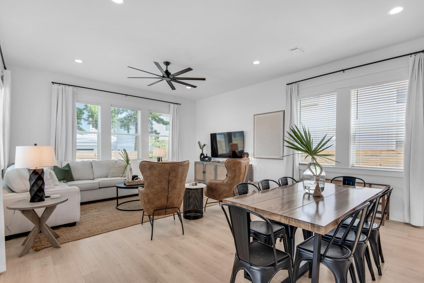 FRANGISTA BEACH 2ND ADDN - Residential
