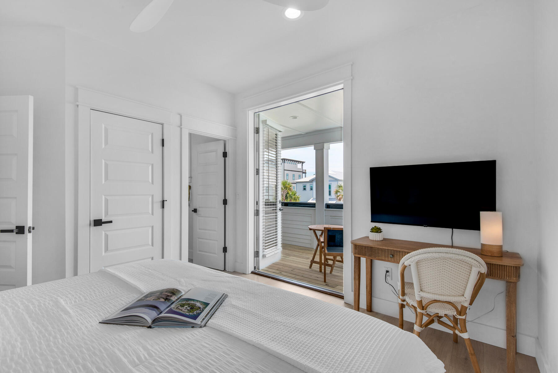 FRANGISTA BEACH 2ND ADDN - Residential
