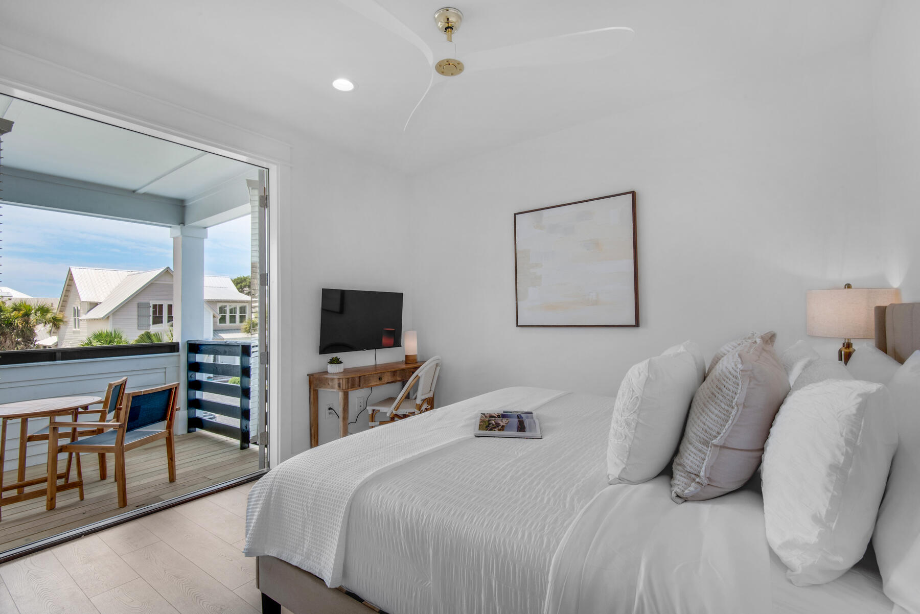 FRANGISTA BEACH 2ND ADDN - Residential