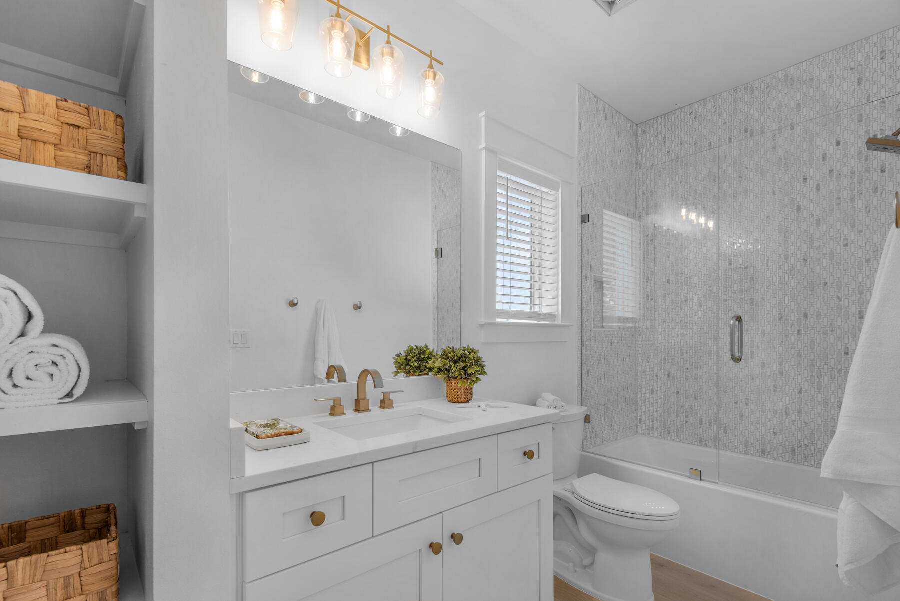 FRANGISTA BEACH 2ND ADDN - Residential