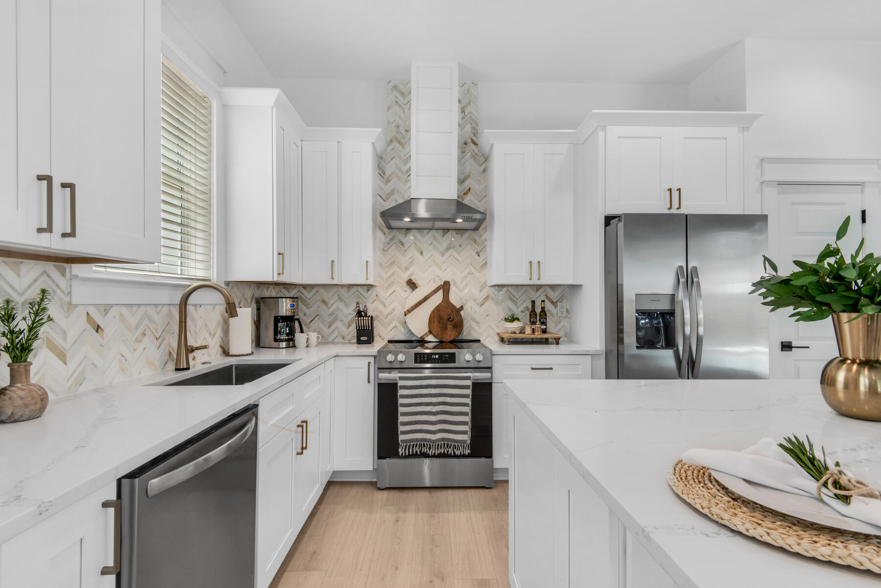 FRANGISTA BEACH 2ND ADDN - Residential