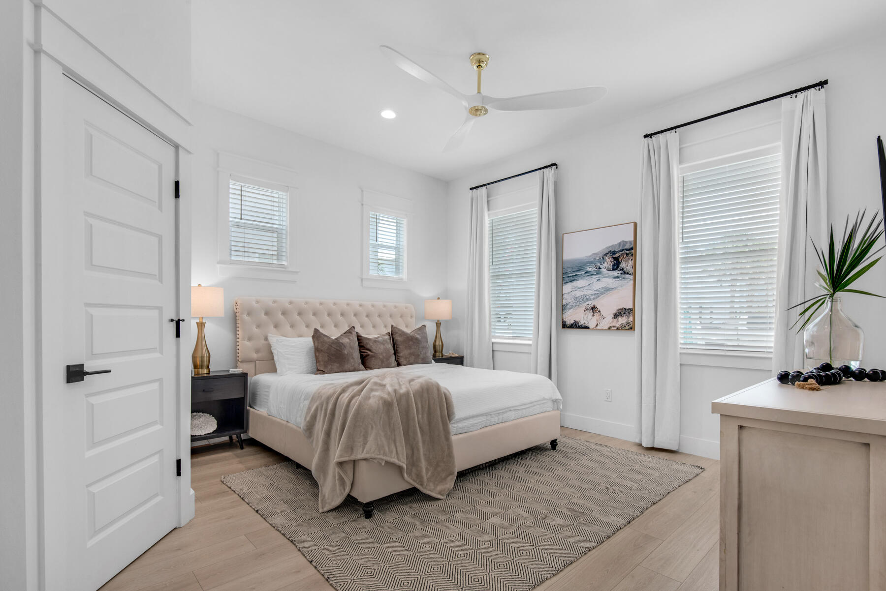 FRANGISTA BEACH 2ND ADDN - Residential