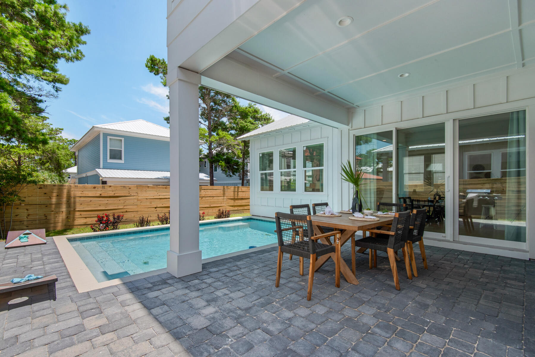 FRANGISTA BEACH 2ND ADDN - Residential