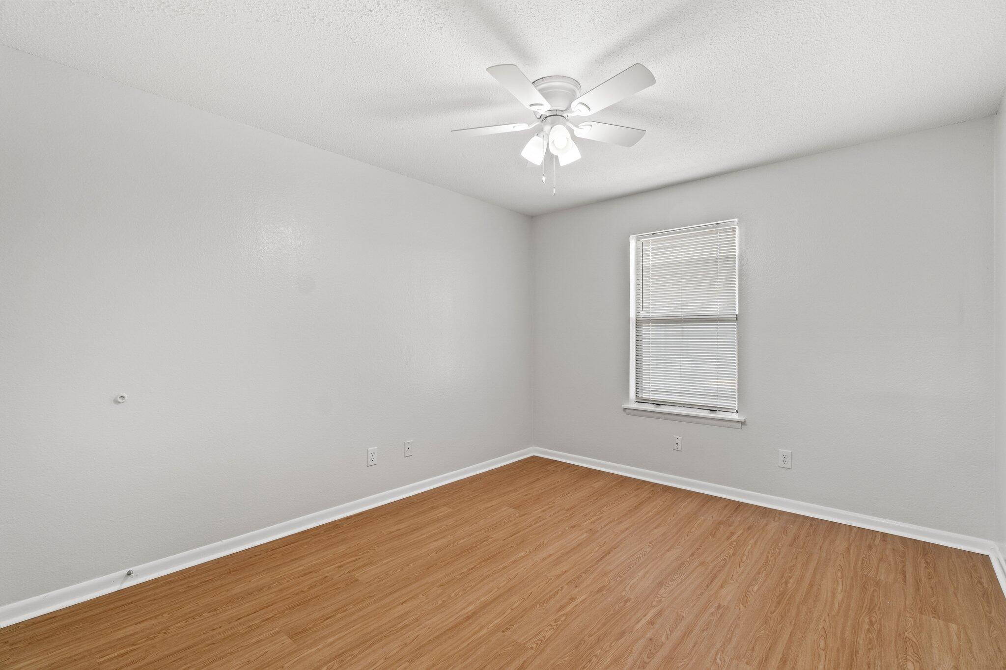 LIVE OAK - Residential Lease