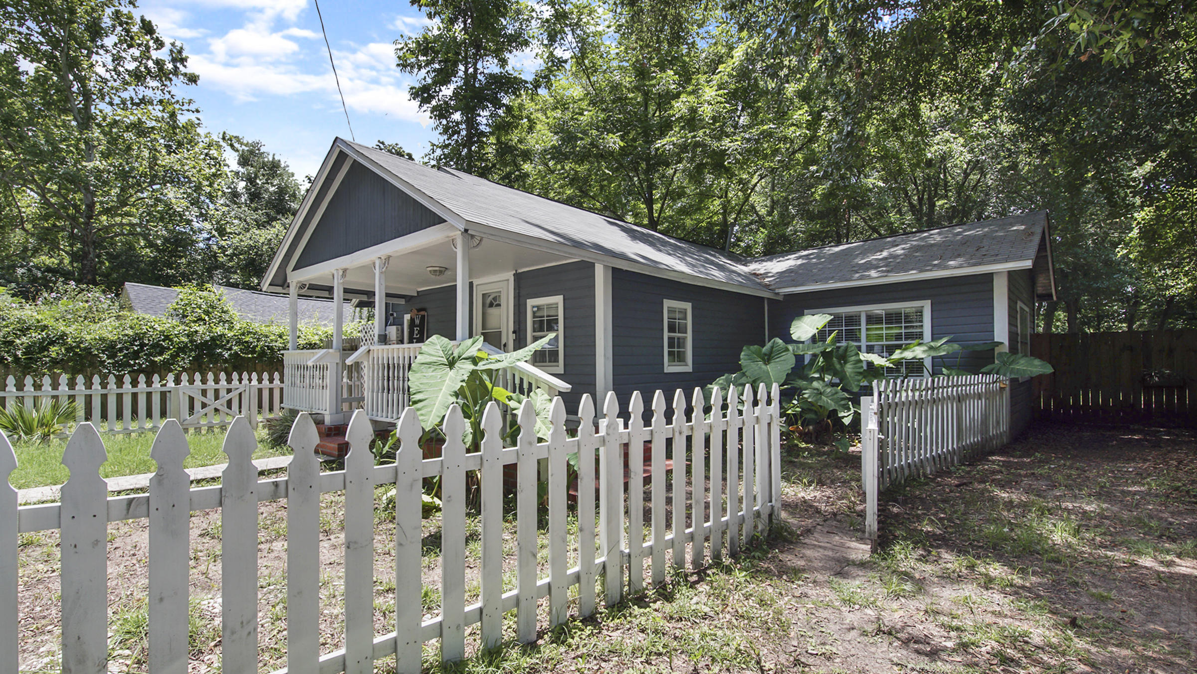 EDNEYS ADDN - Residential