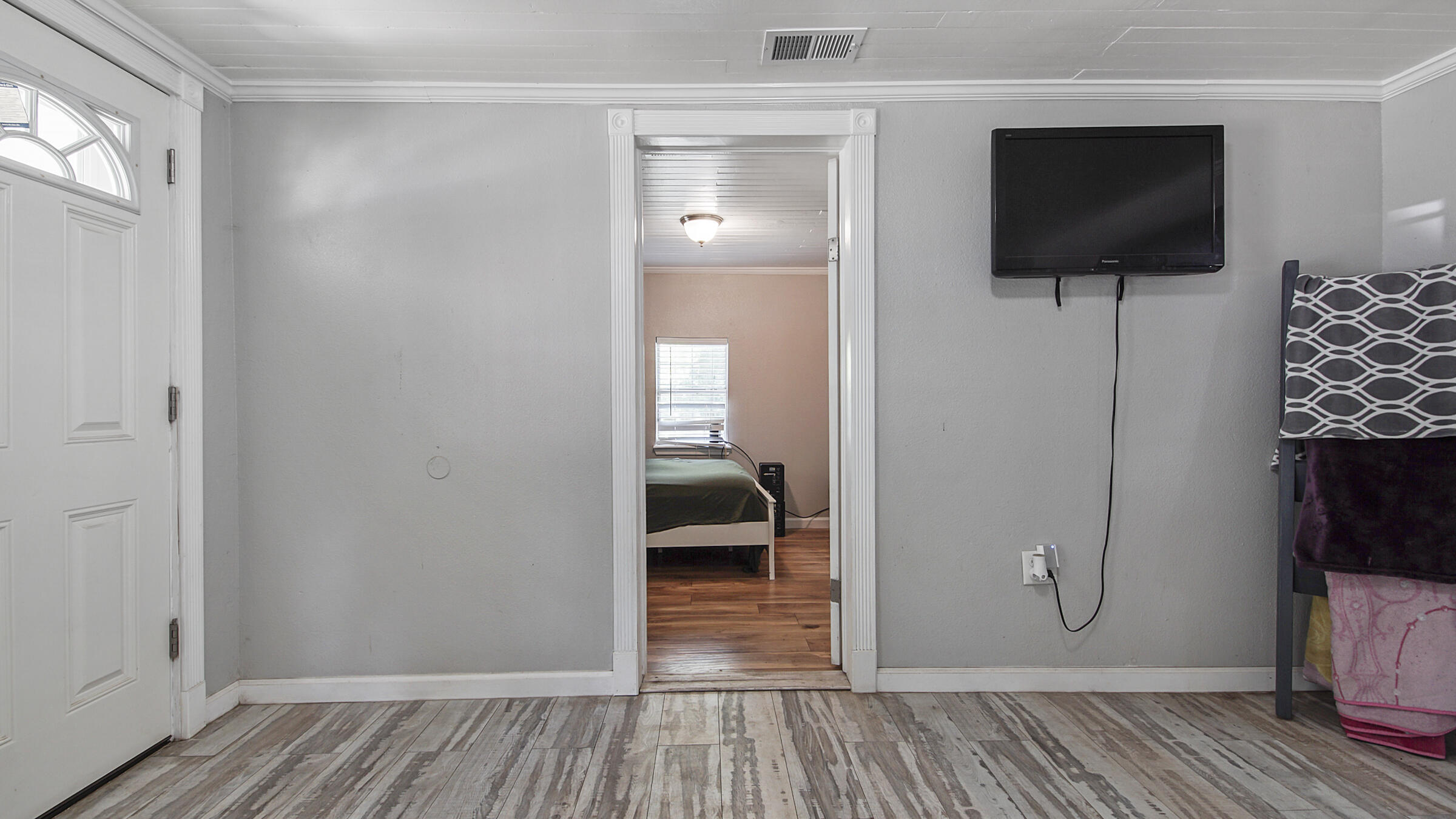 EDNEYS ADDN - Residential