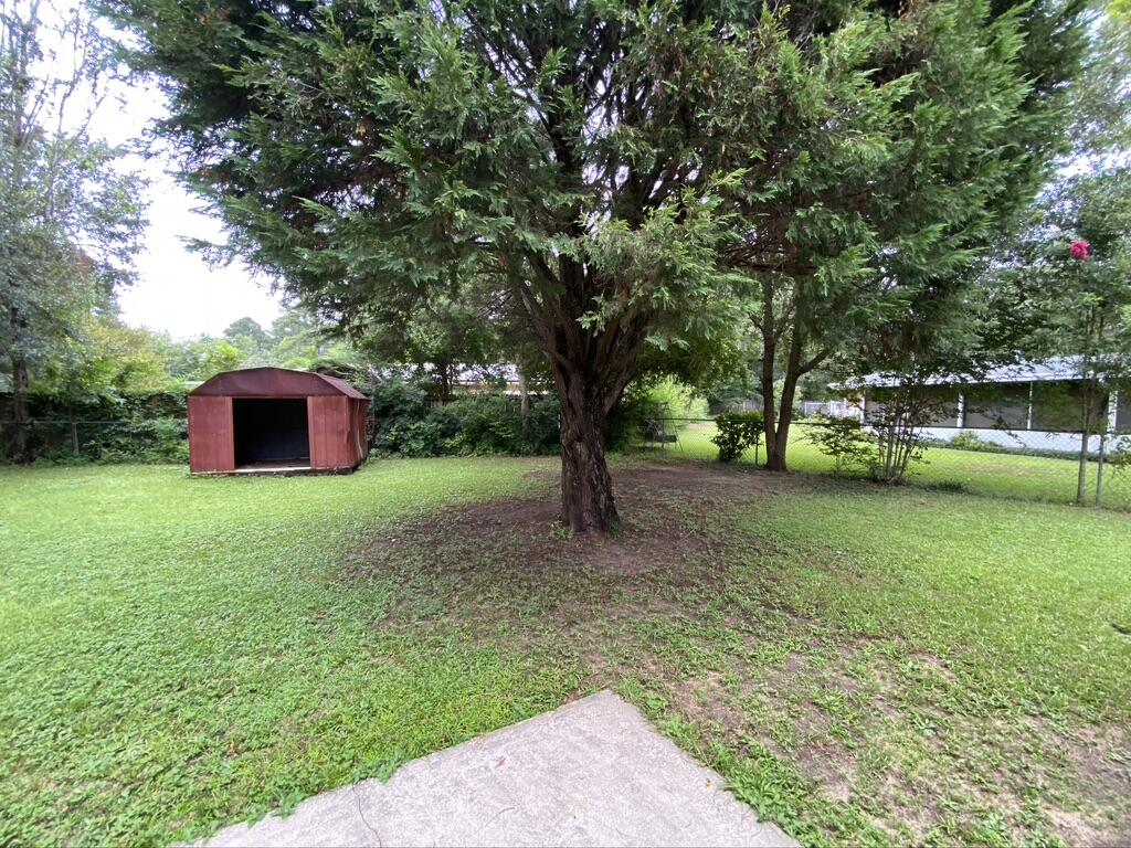 ADAMS POWELL - Residential Lease