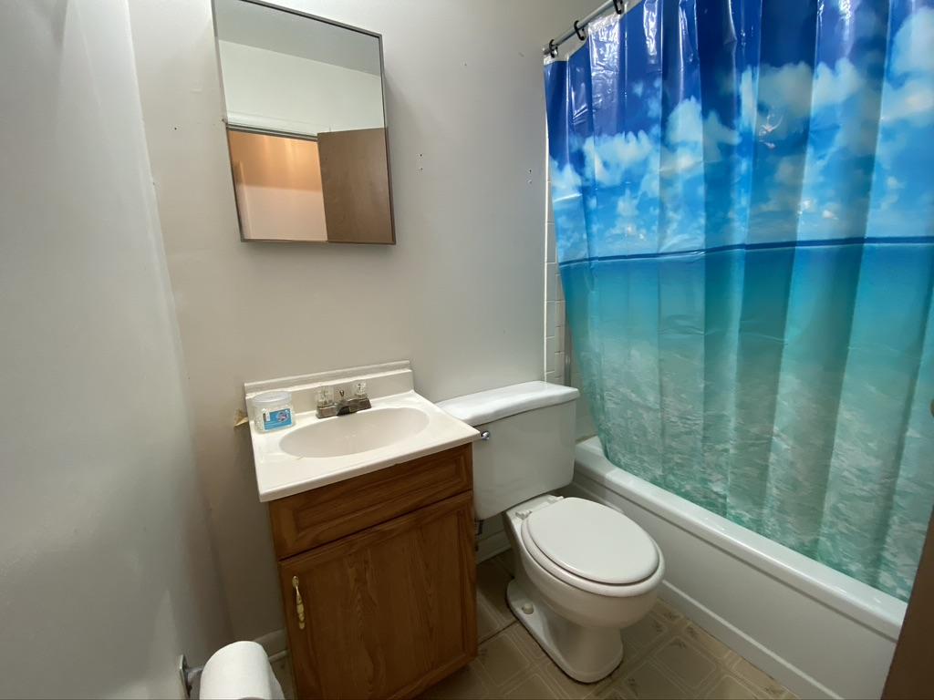 ADAMS POWELL - Residential Lease