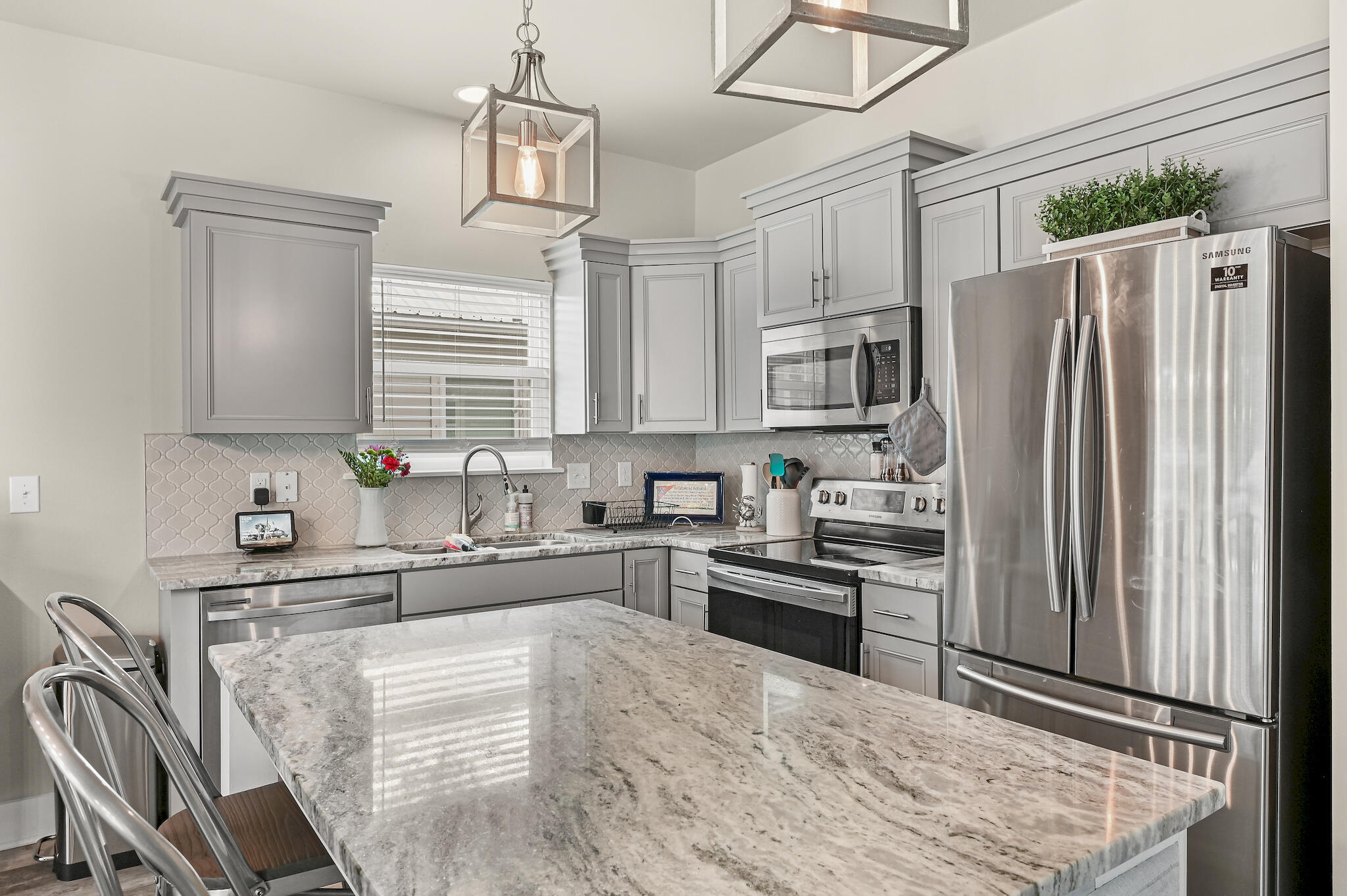 TOWN OF SANTA ROSA - Residential