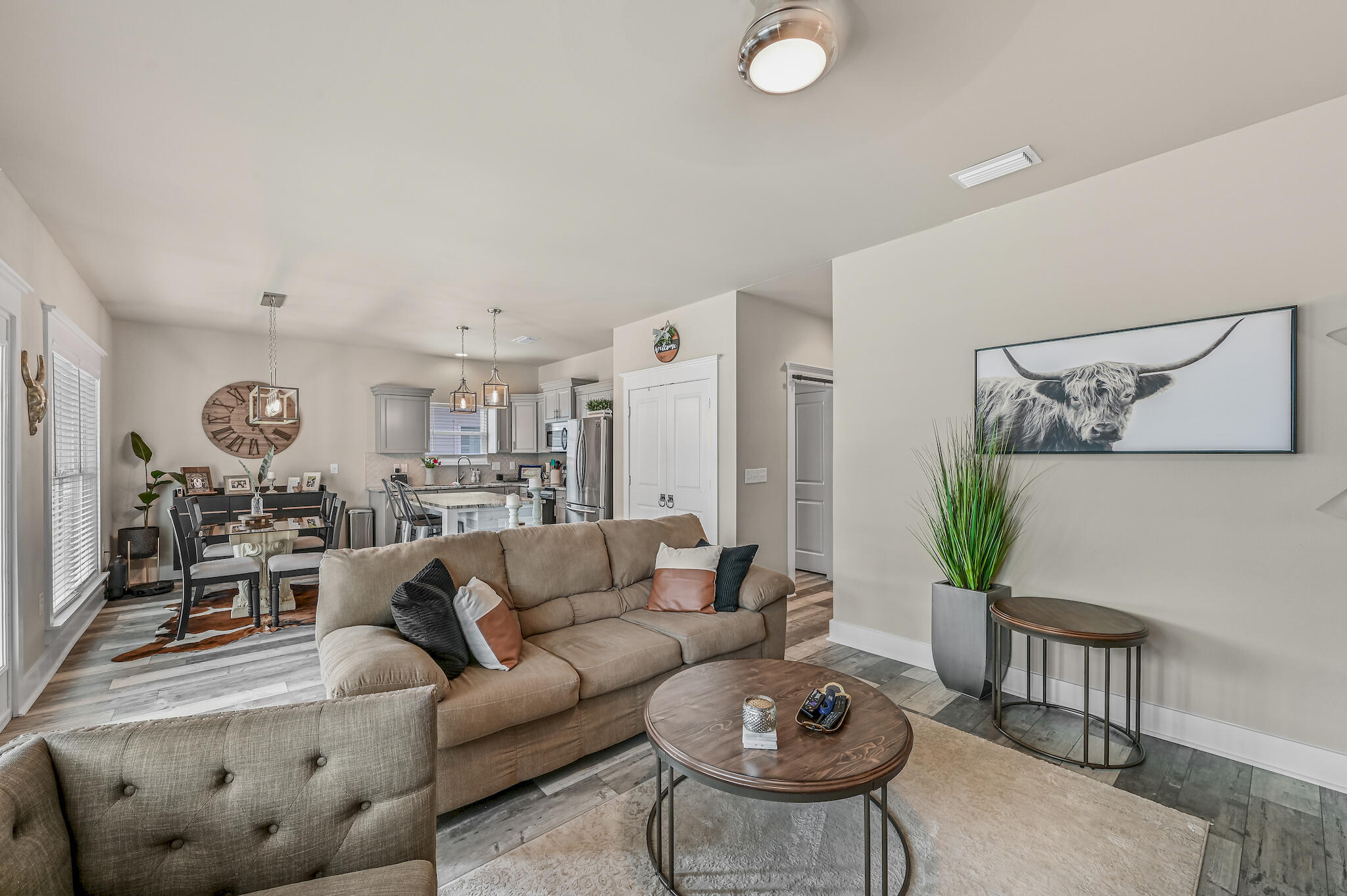 TOWN OF SANTA ROSA - Residential