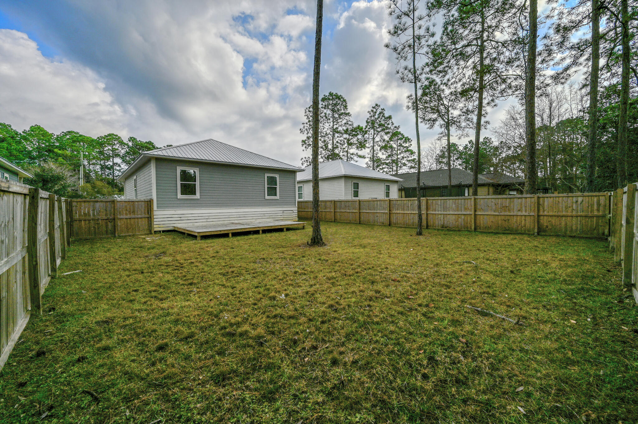 TOWN OF SANTA ROSA - Residential