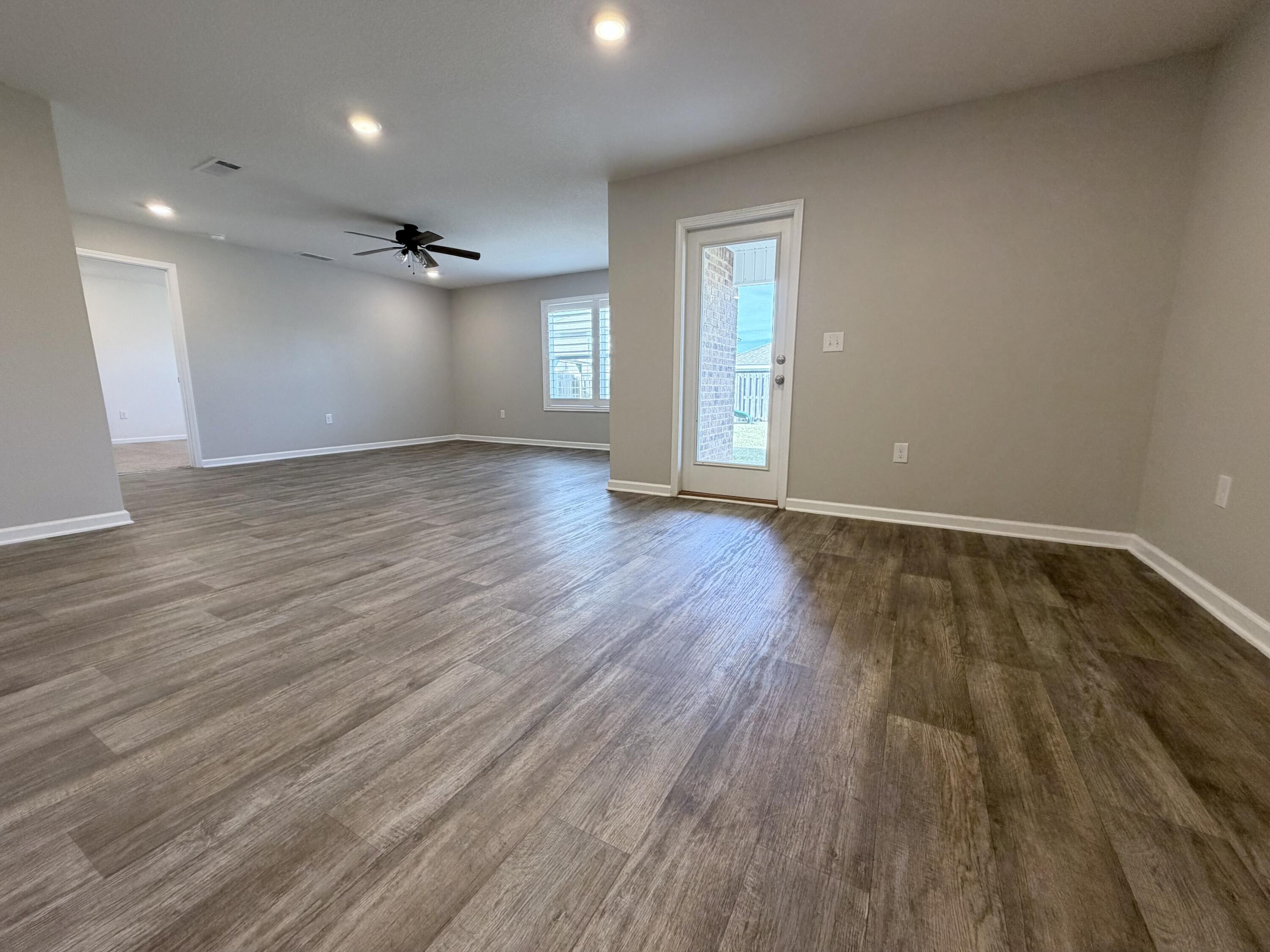 Redstone Commons - Residential Lease