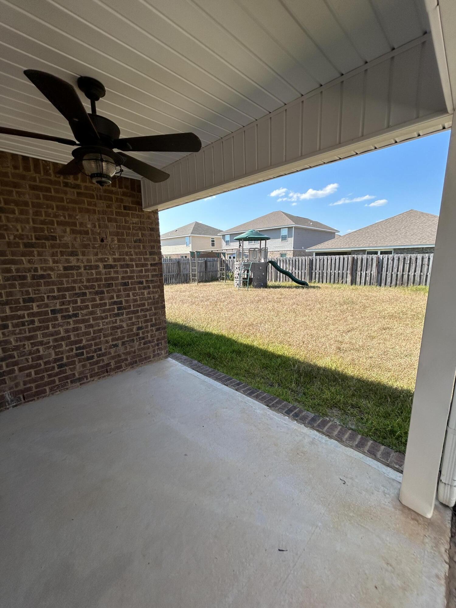 Redstone Commons - Residential Lease