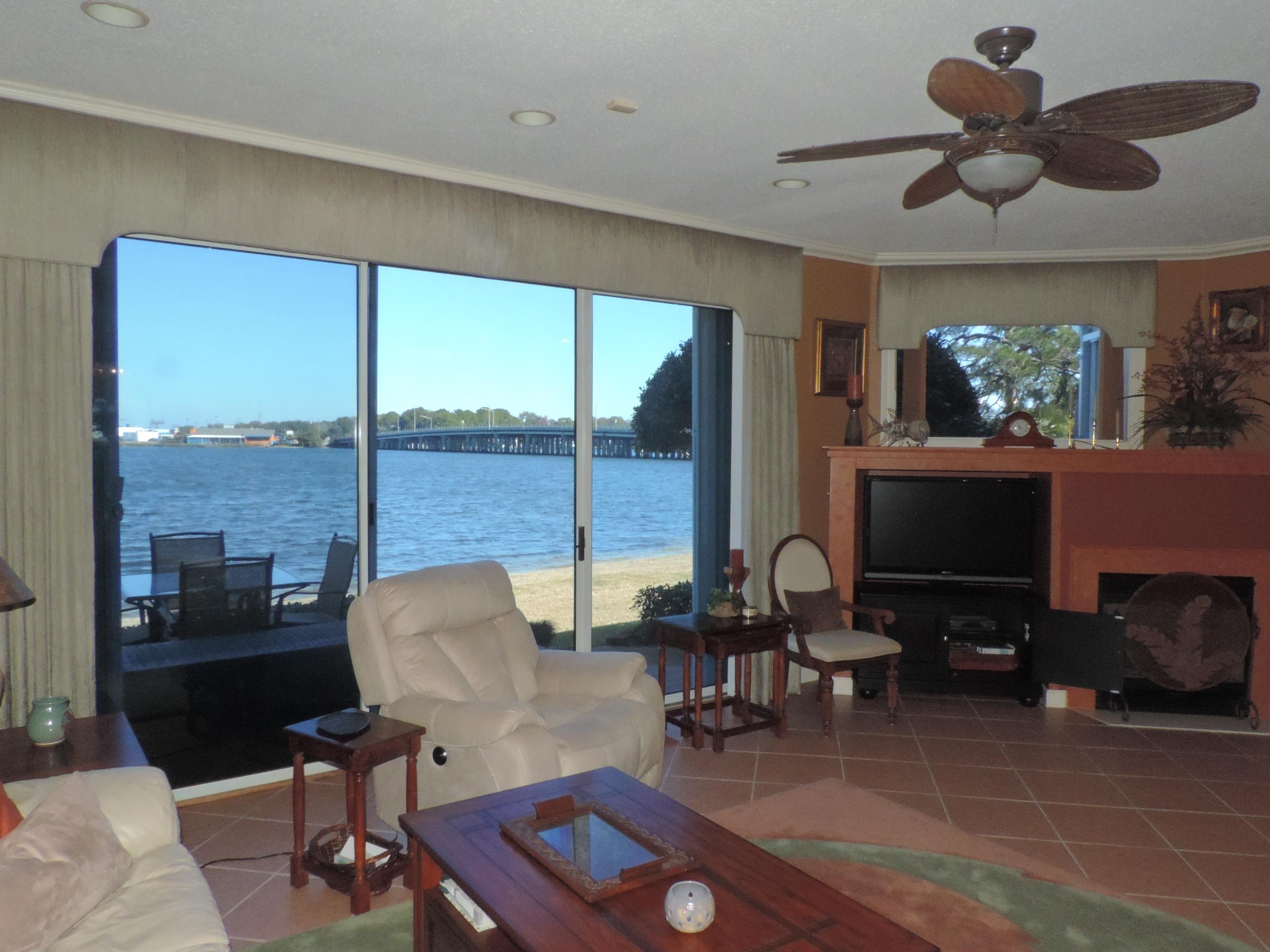 Captiva Cove - Residential