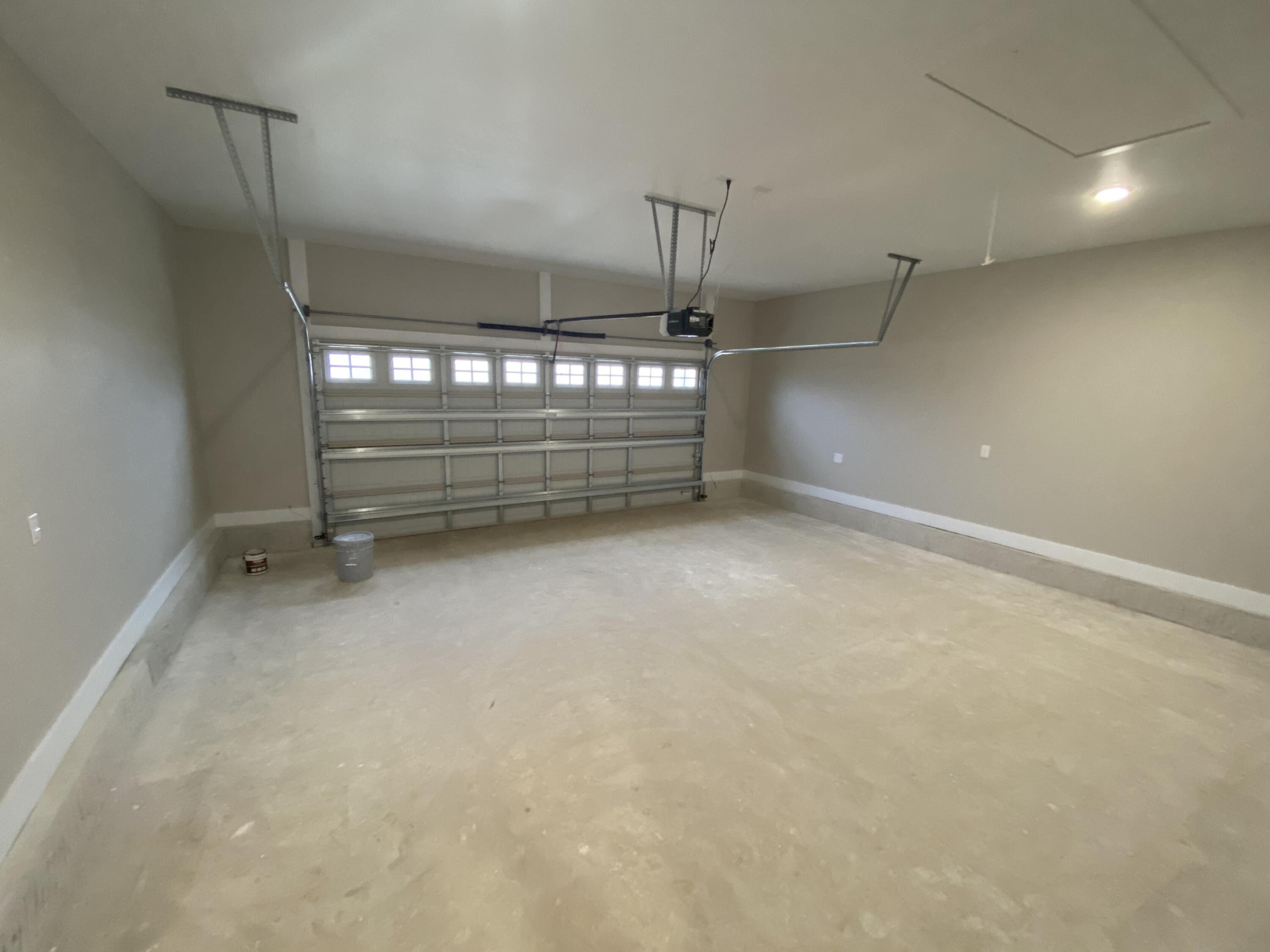 HUNTERS CREEK - Residential