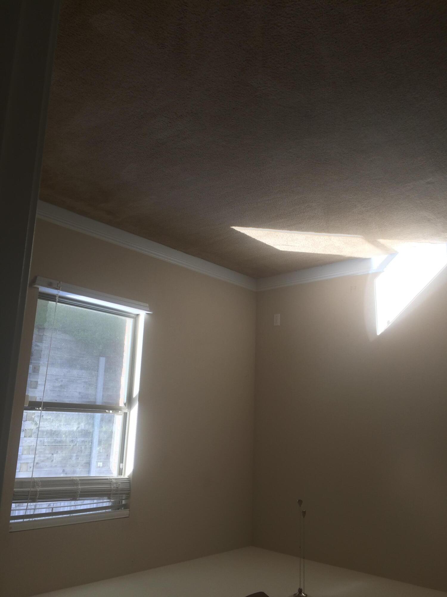 DUGGAN POND ESTATES - Residential Lease