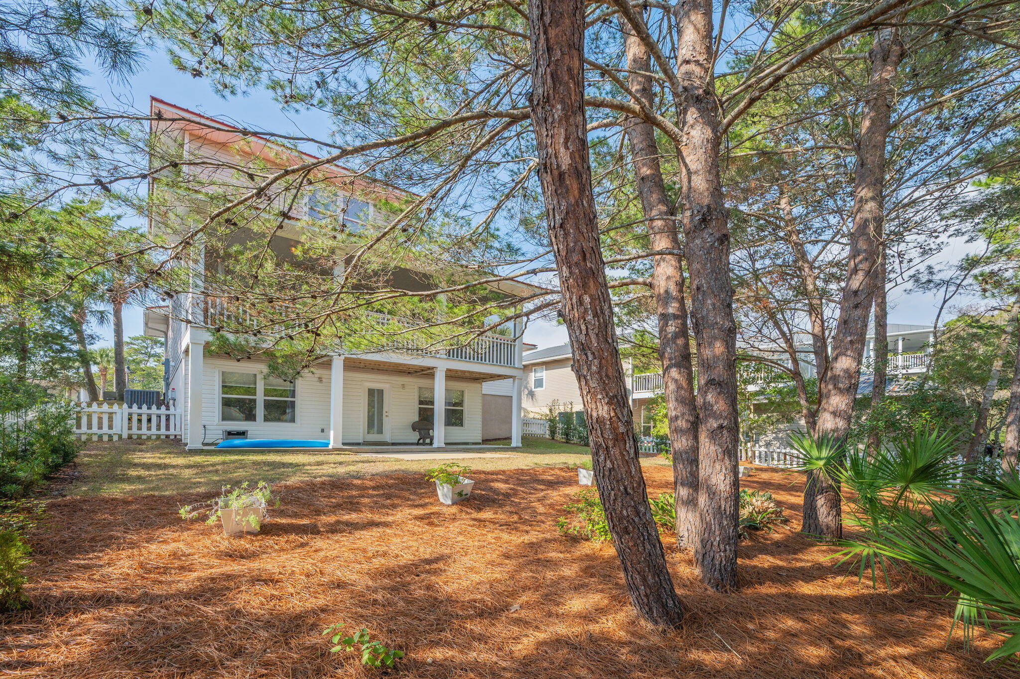 SEA DUNES - Residential