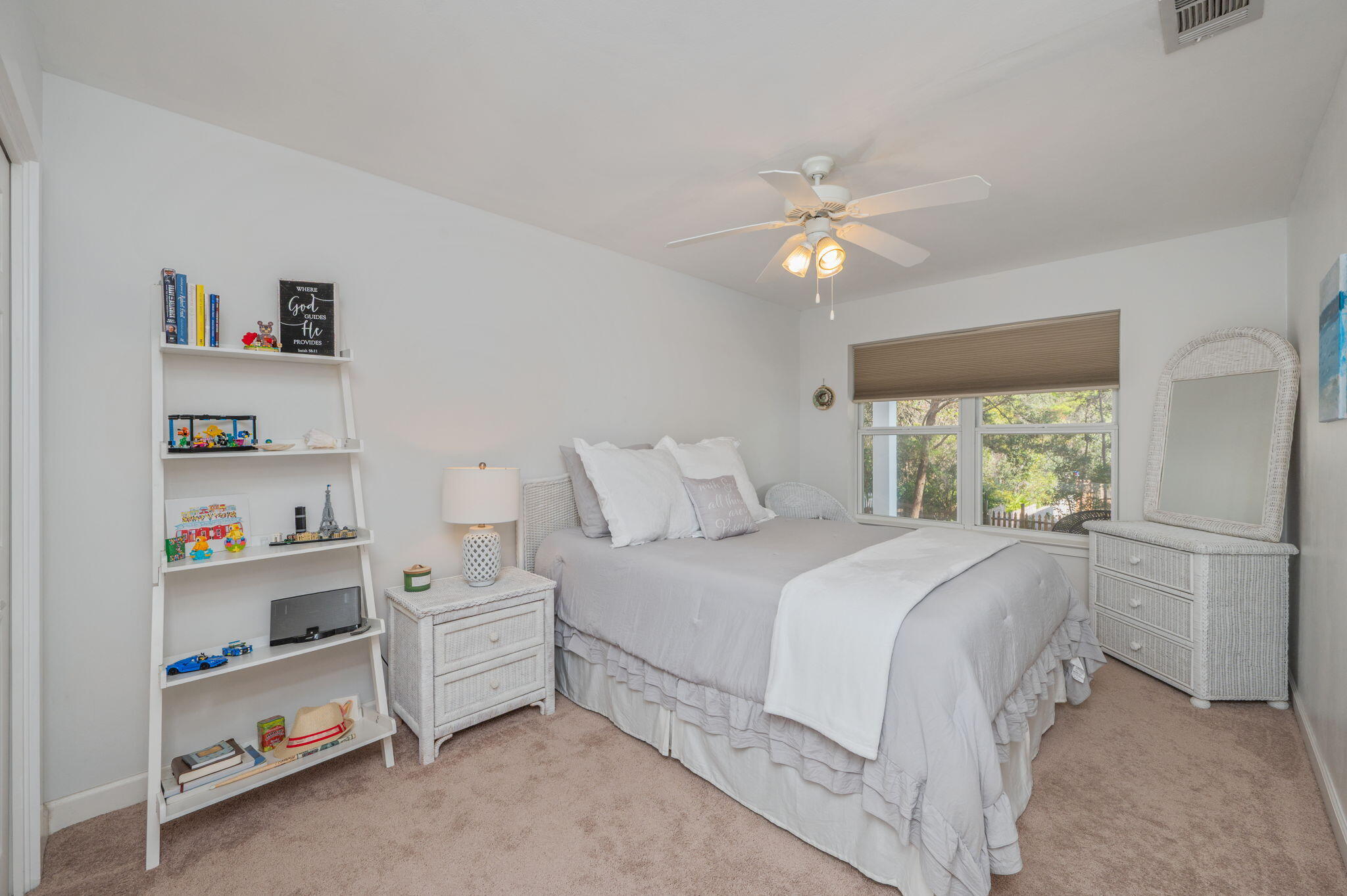 SEA DUNES - Residential