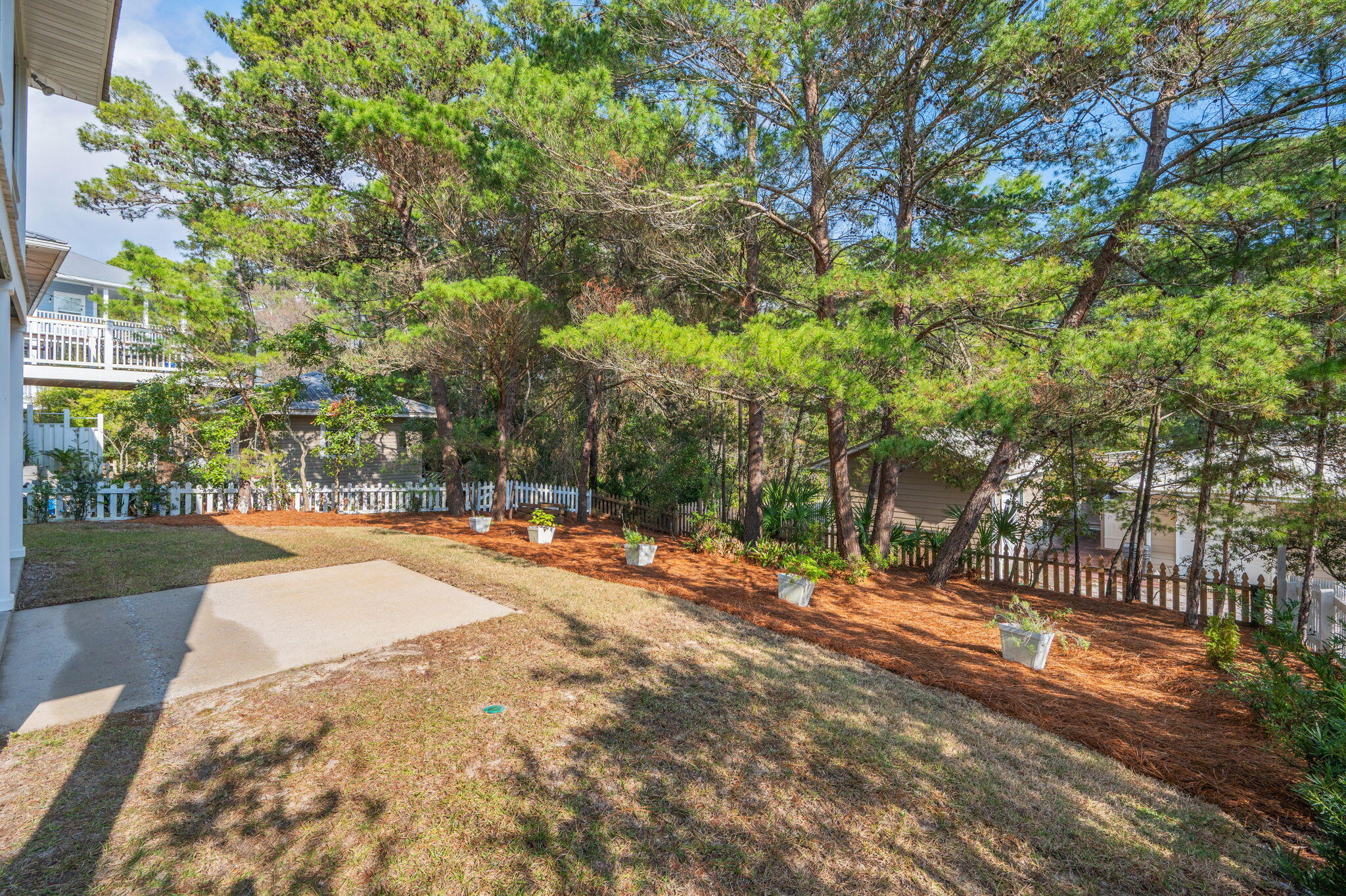 SEA DUNES - Residential