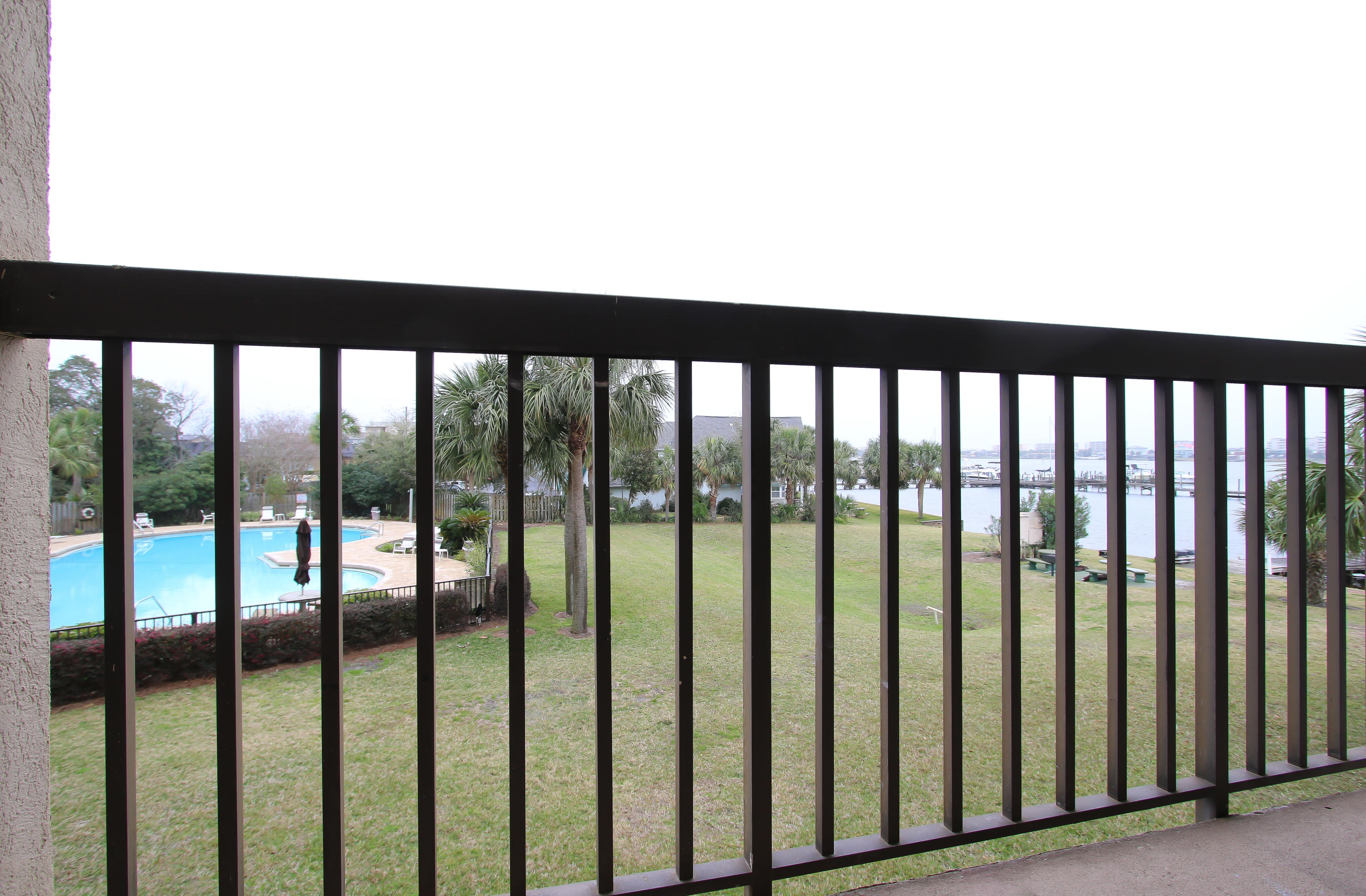 PIRATES BAY PH 1 - Residential