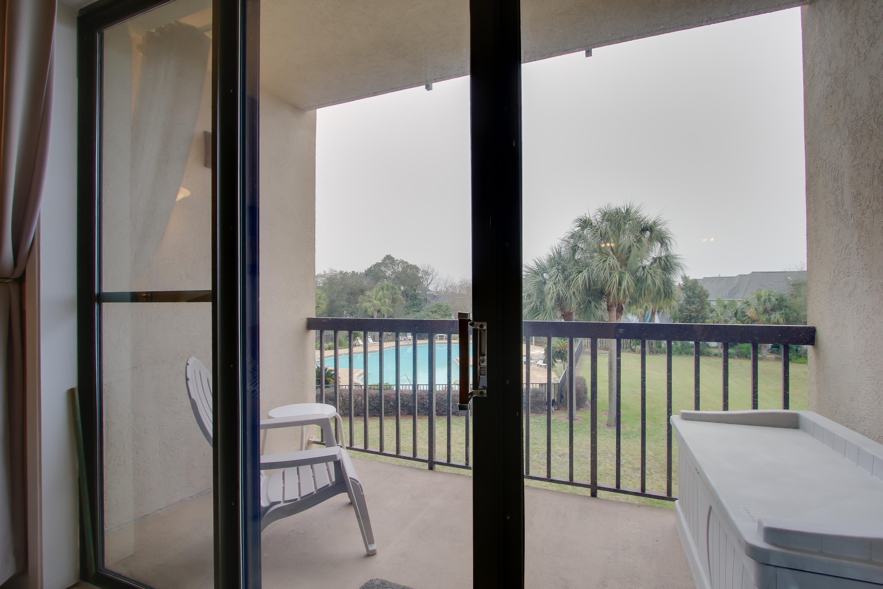 PIRATES BAY PH 1 - Residential