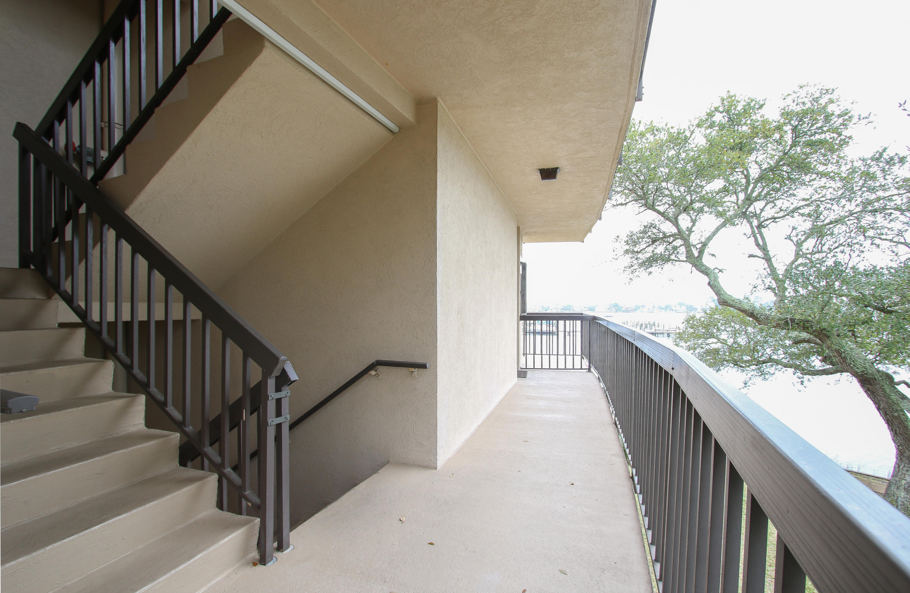 PIRATES BAY PH 1 - Residential