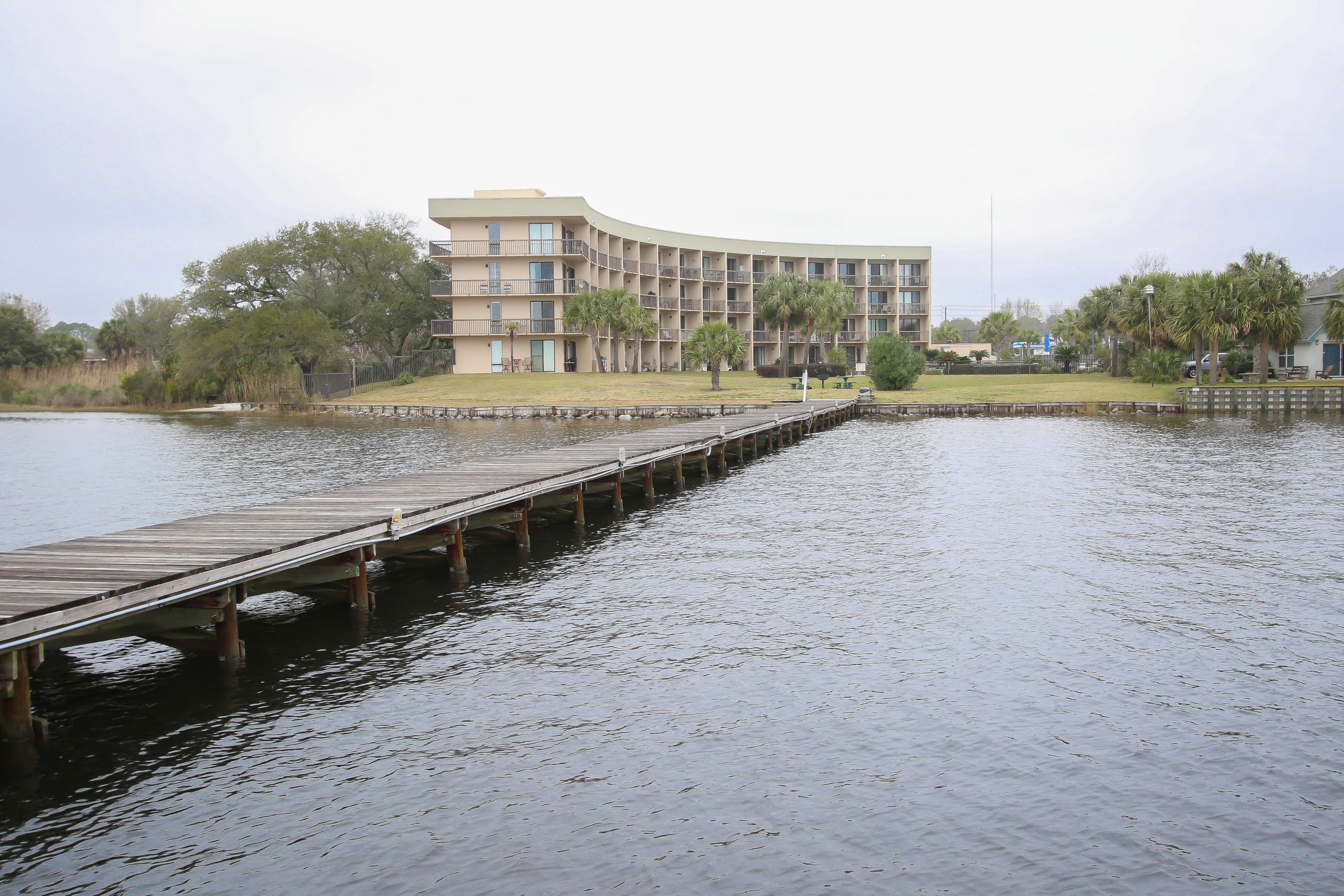 PIRATES BAY PH 1 - Residential