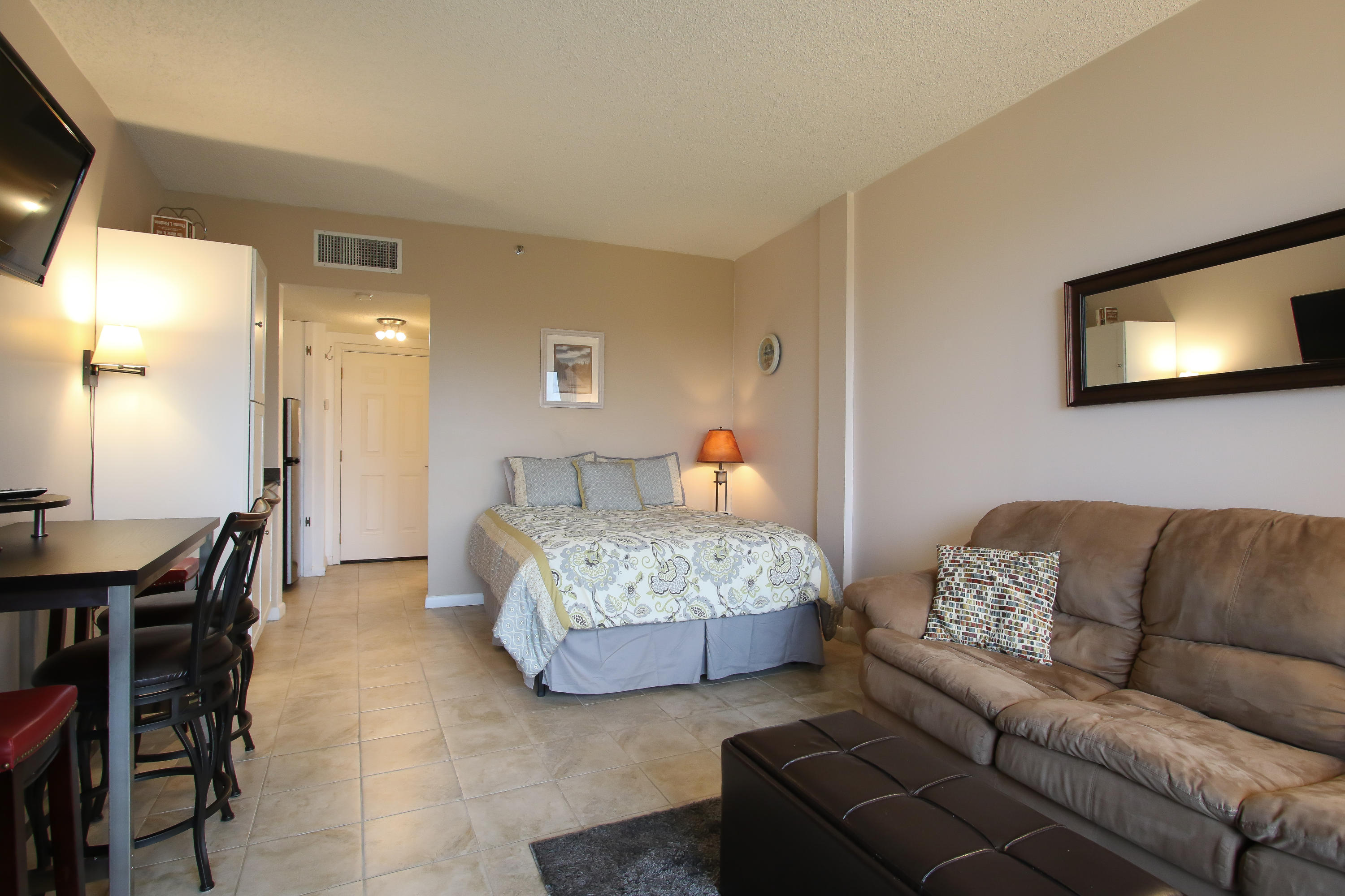 PIRATES BAY PH 1 - Residential