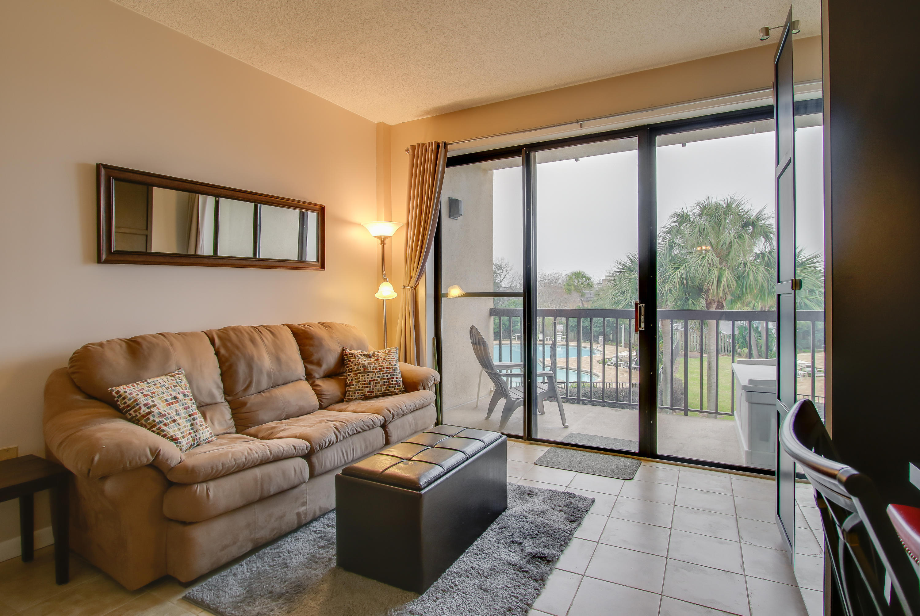 PIRATES BAY PH 1 - Residential