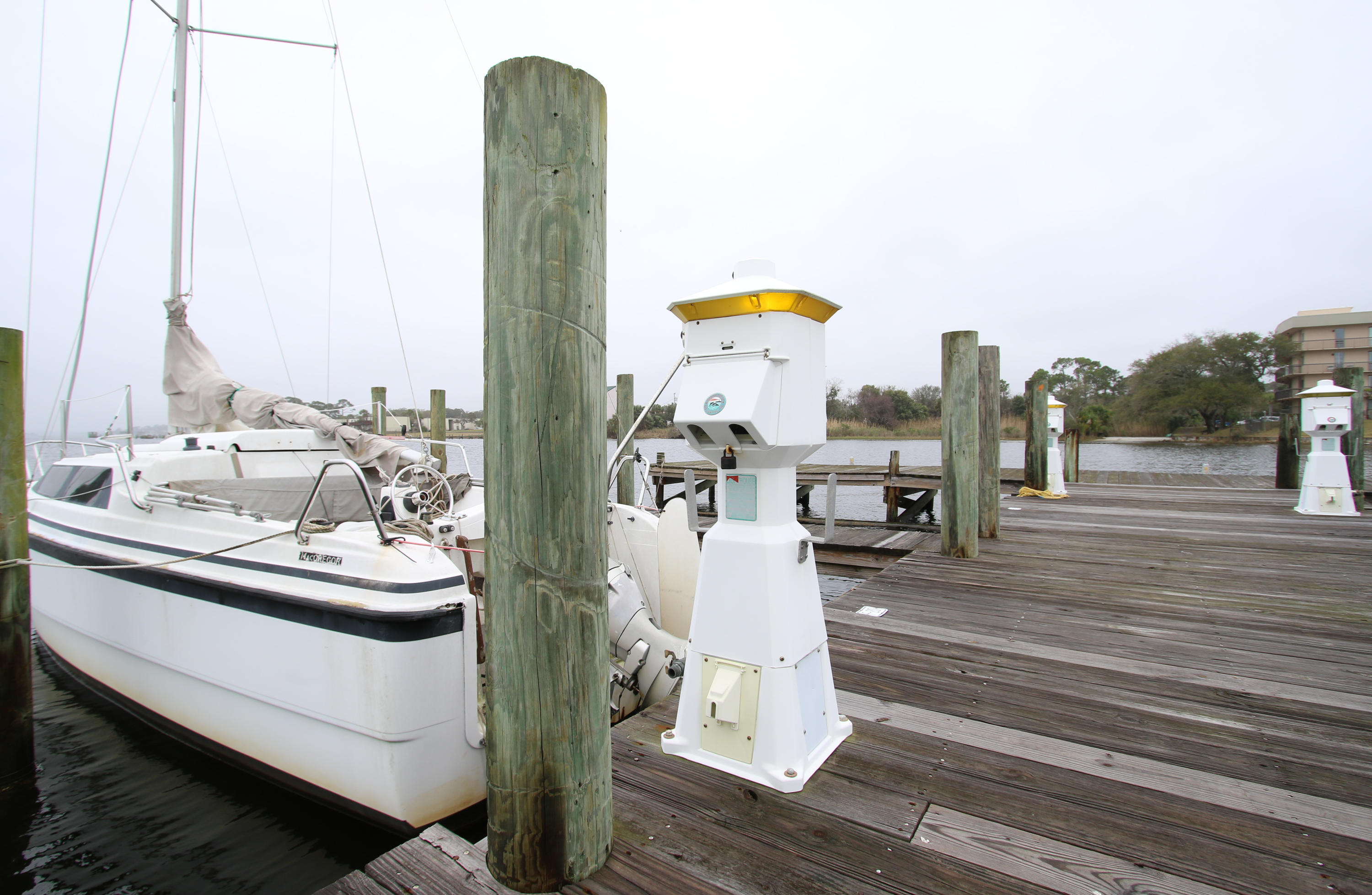 PIRATES BAY PH 1 - Residential