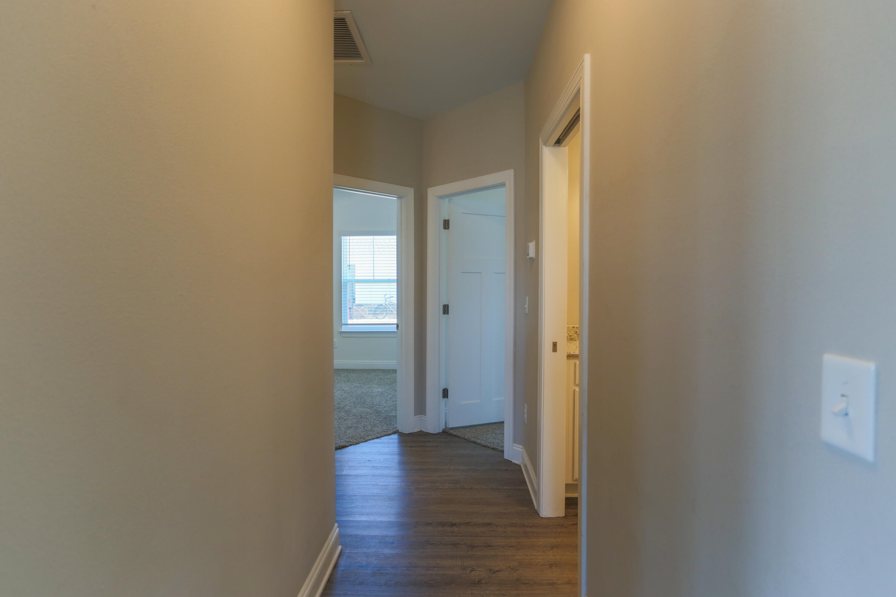 CROSS CREEK - Residential