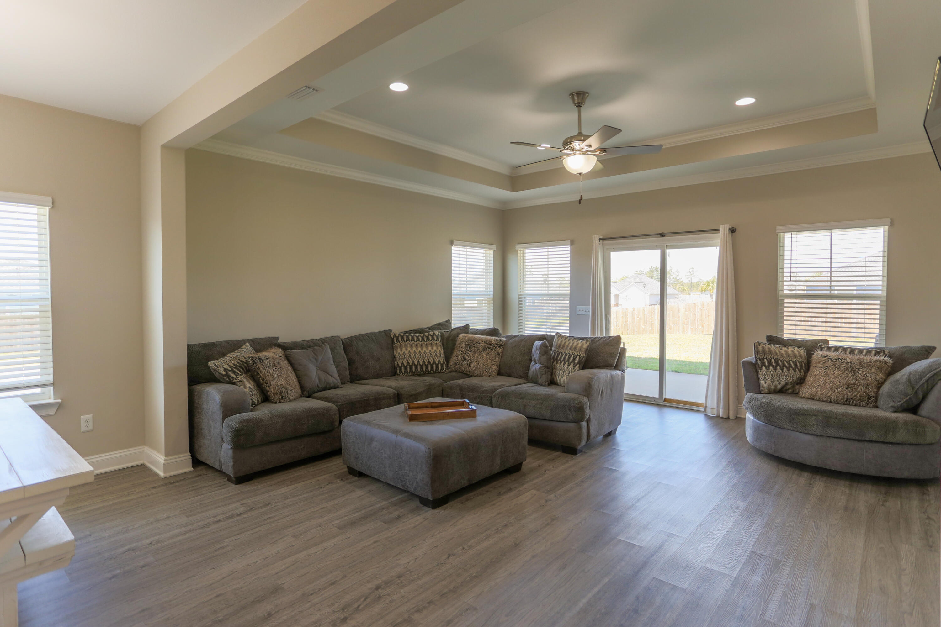 CROSS CREEK - Residential