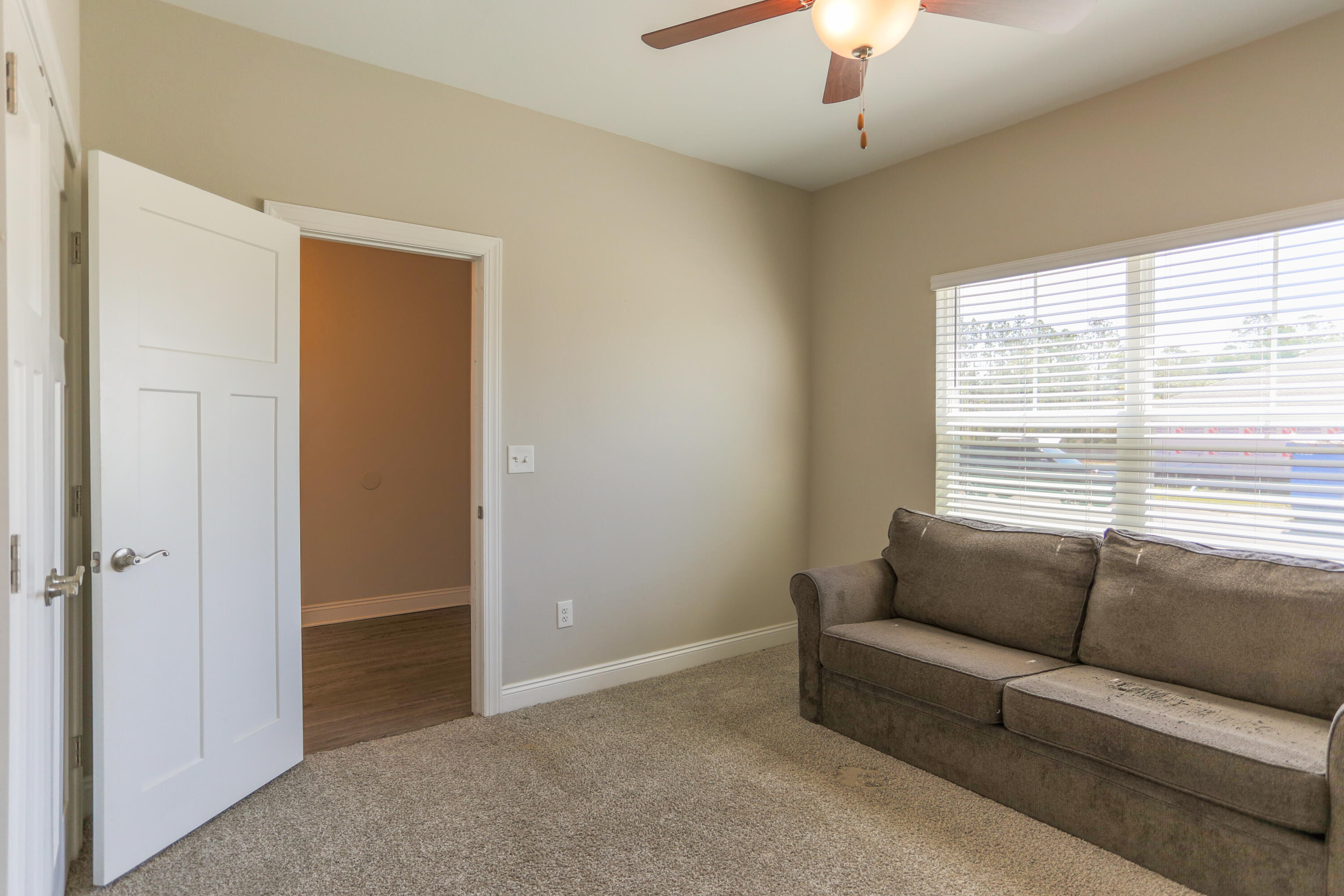 CROSS CREEK - Residential