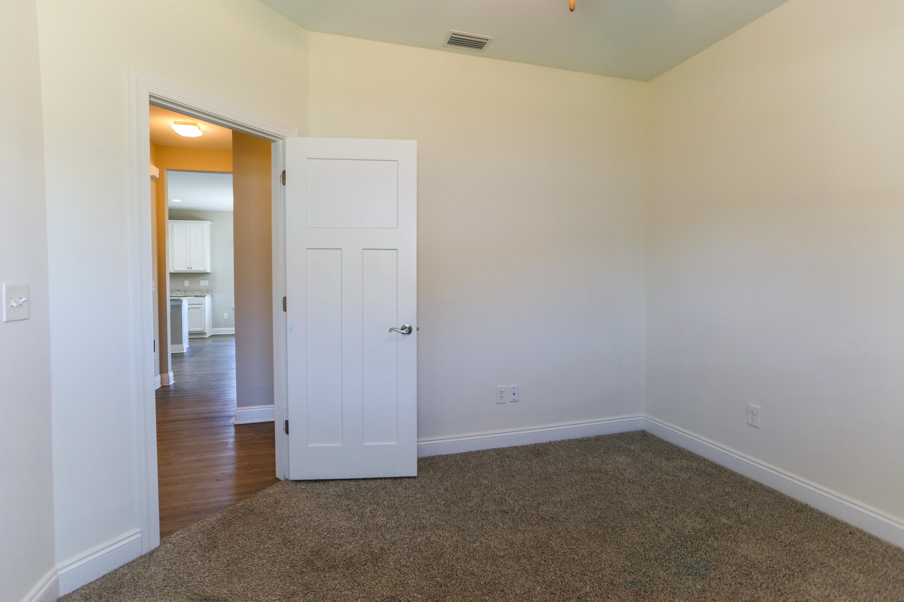 CROSS CREEK - Residential