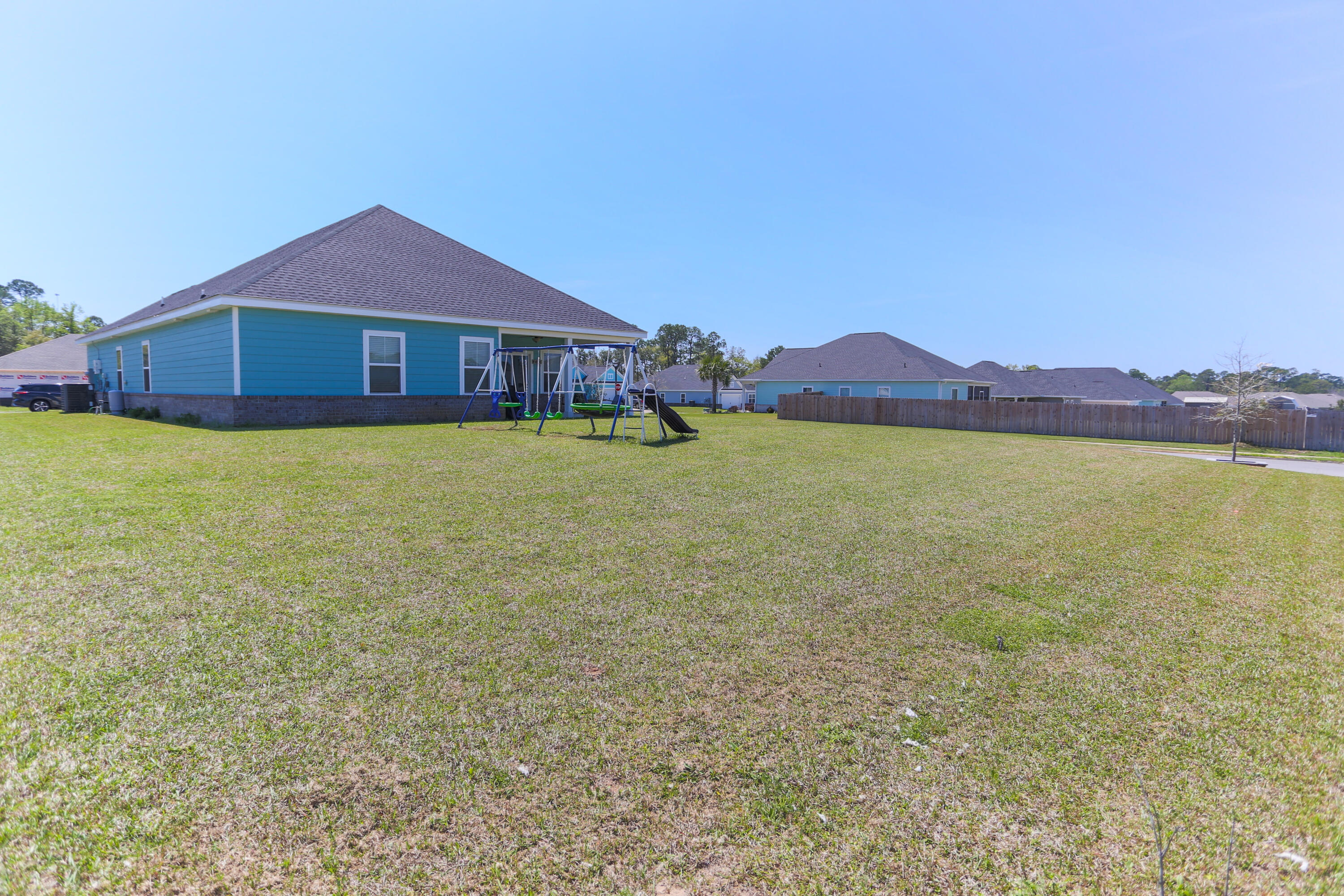 CROSS CREEK - Residential