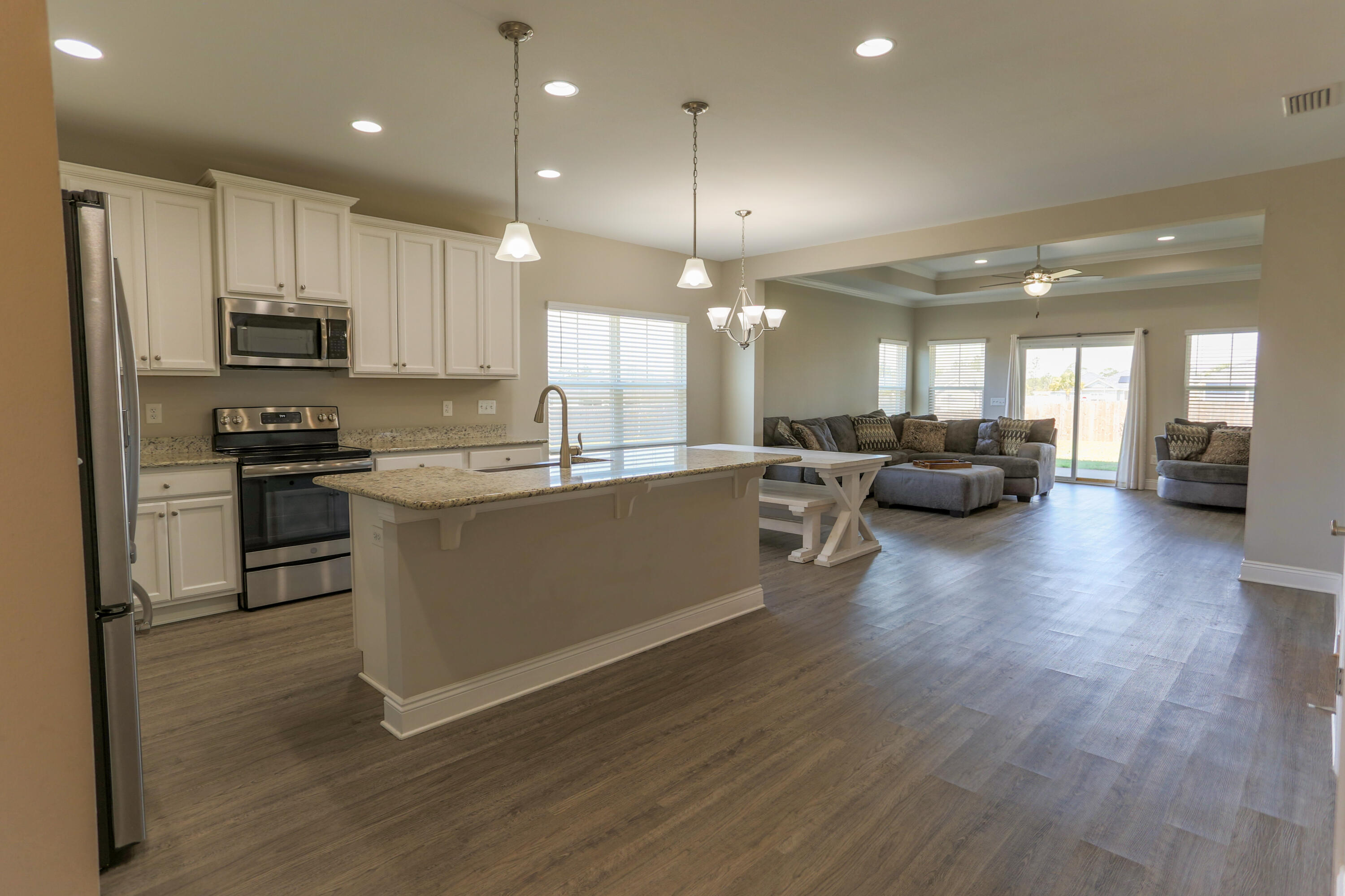 CROSS CREEK - Residential
