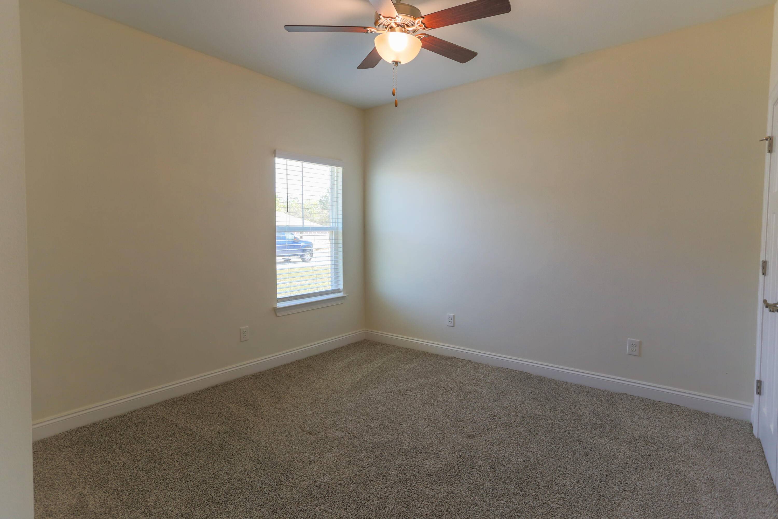 CROSS CREEK - Residential