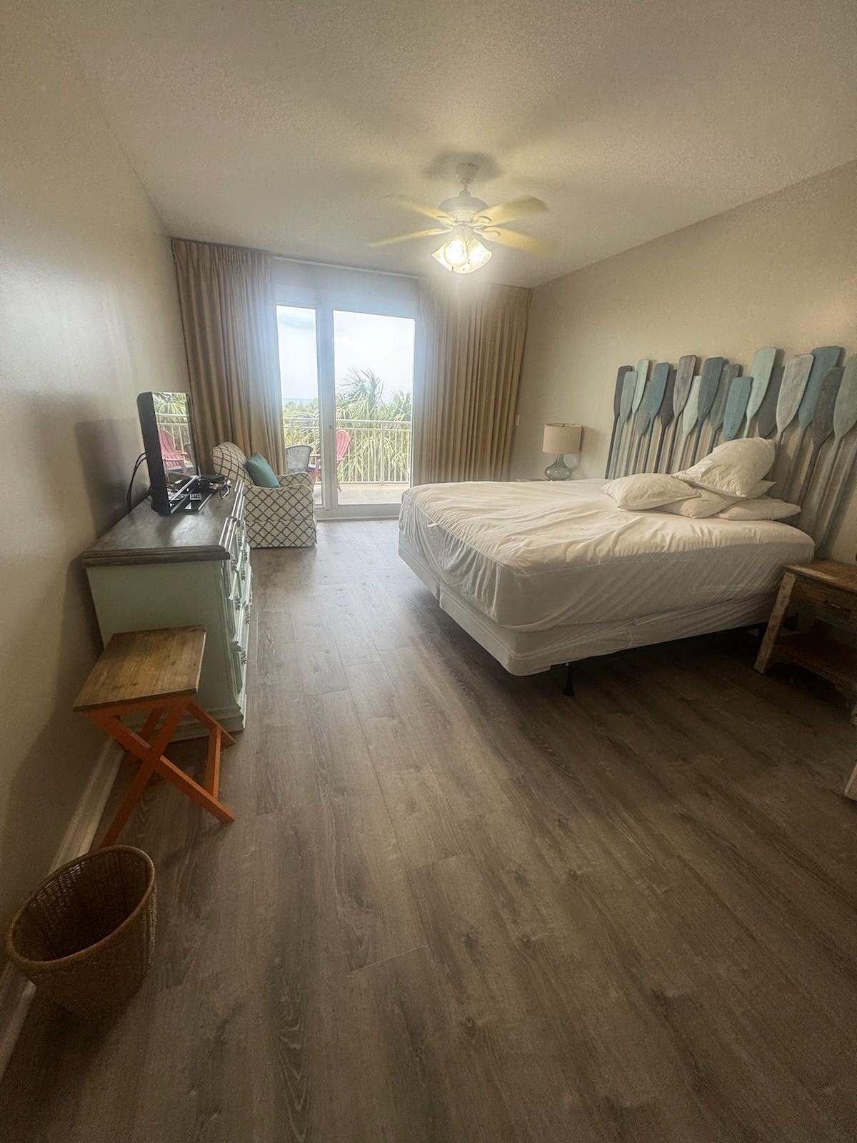 STERLING SHORES - Residential